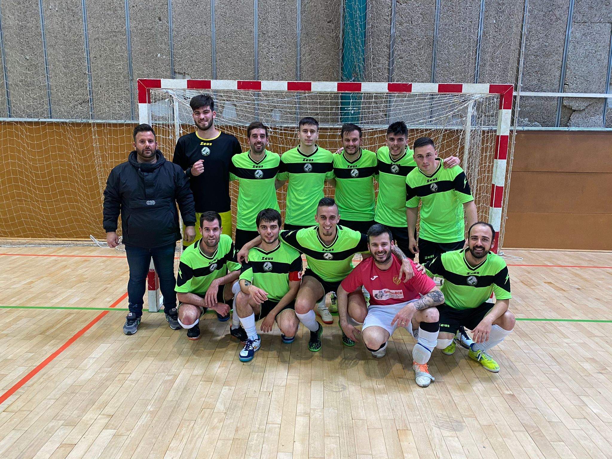 L'equip sènior del CFS Cerdanyola 2006. FOTO: Cedida