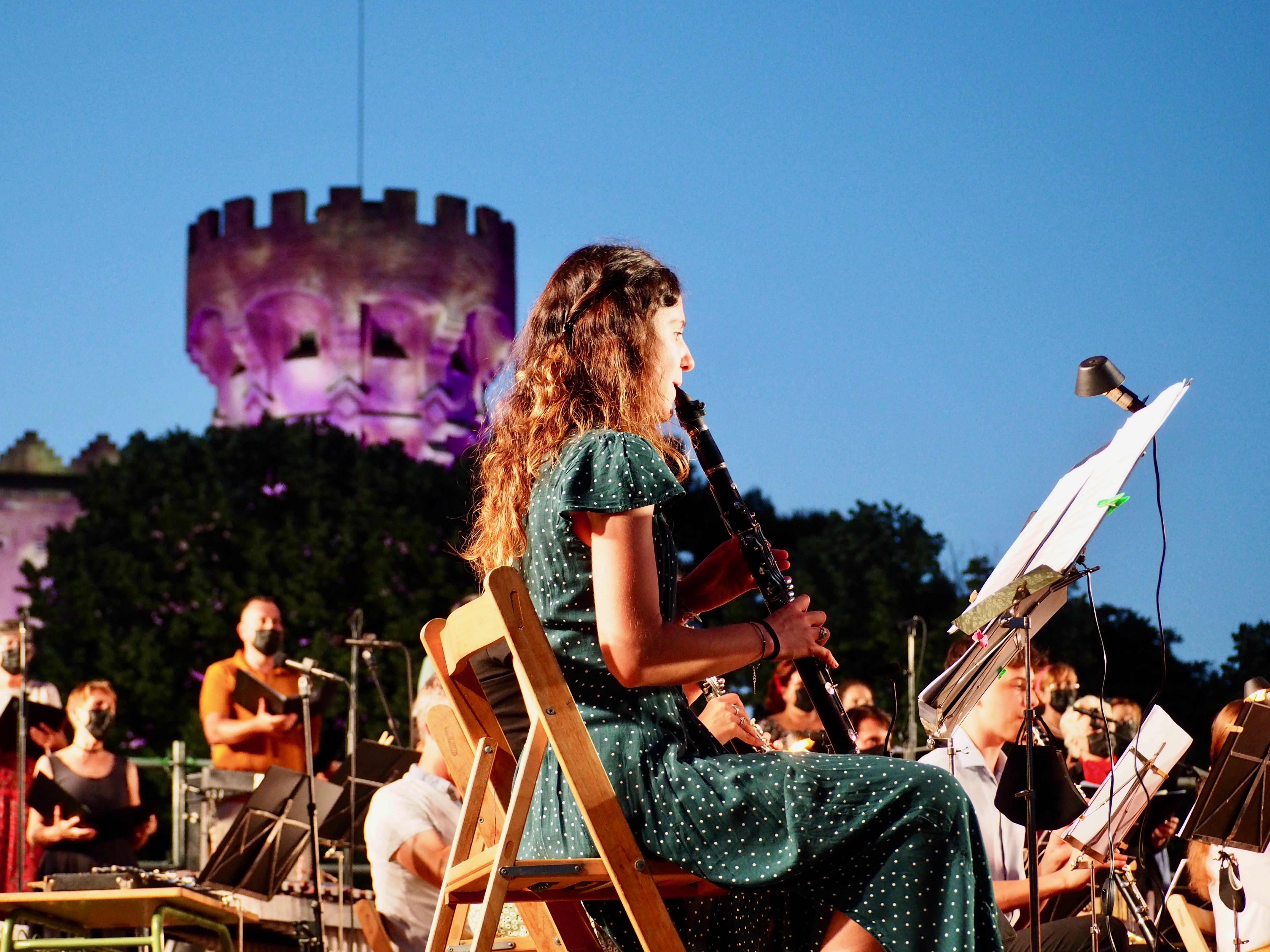 El Concert al Castell 2021 de l'Agrupació Musical de Cerdanyola del Vallès (AMCV). FOTO: Mónica García Moreno