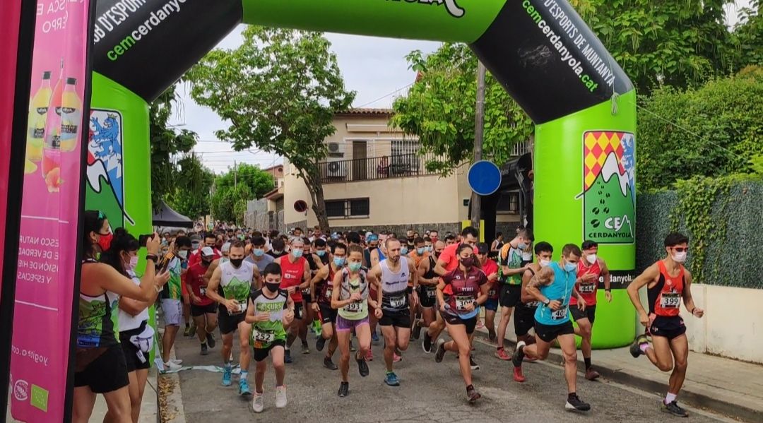 Sortida de la 14a edició de la Cursa dels Poblats Ibèrics. FOTO: Amit Gayà.