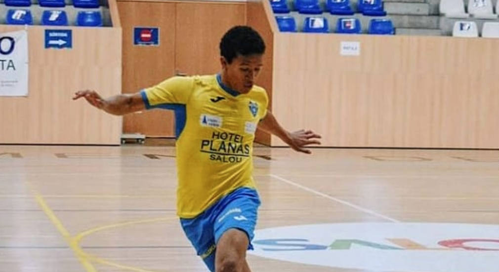 "Ricardinho", jugant pel Club Salou FS. FOTO: @ClubSalouFS