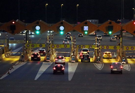 Peatge de l'AP-7 a Martorell. FOTO: Àlex Recolons / ACN