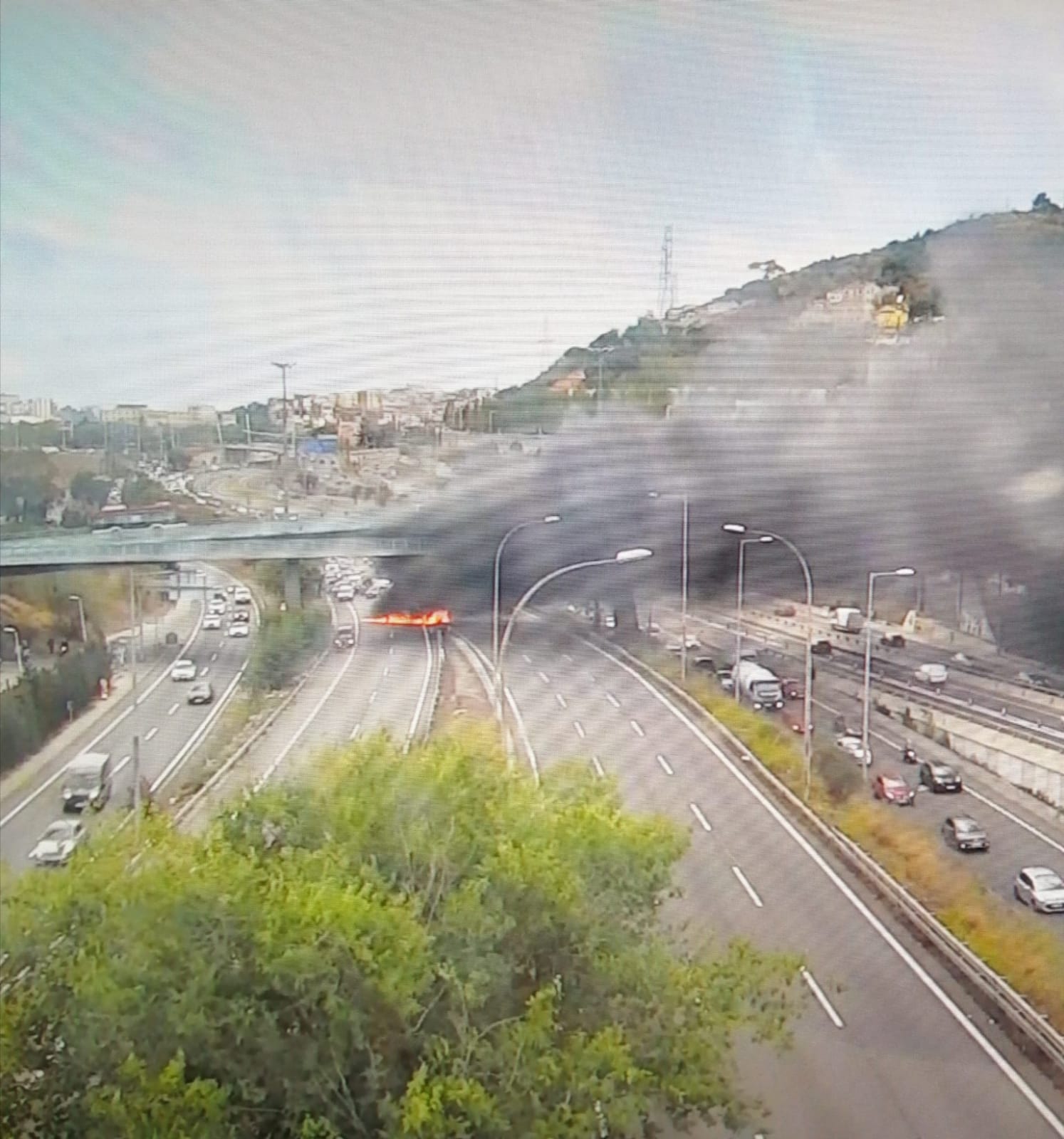 Imatge de l'incendi a la C-58. FOTO: Trànsit