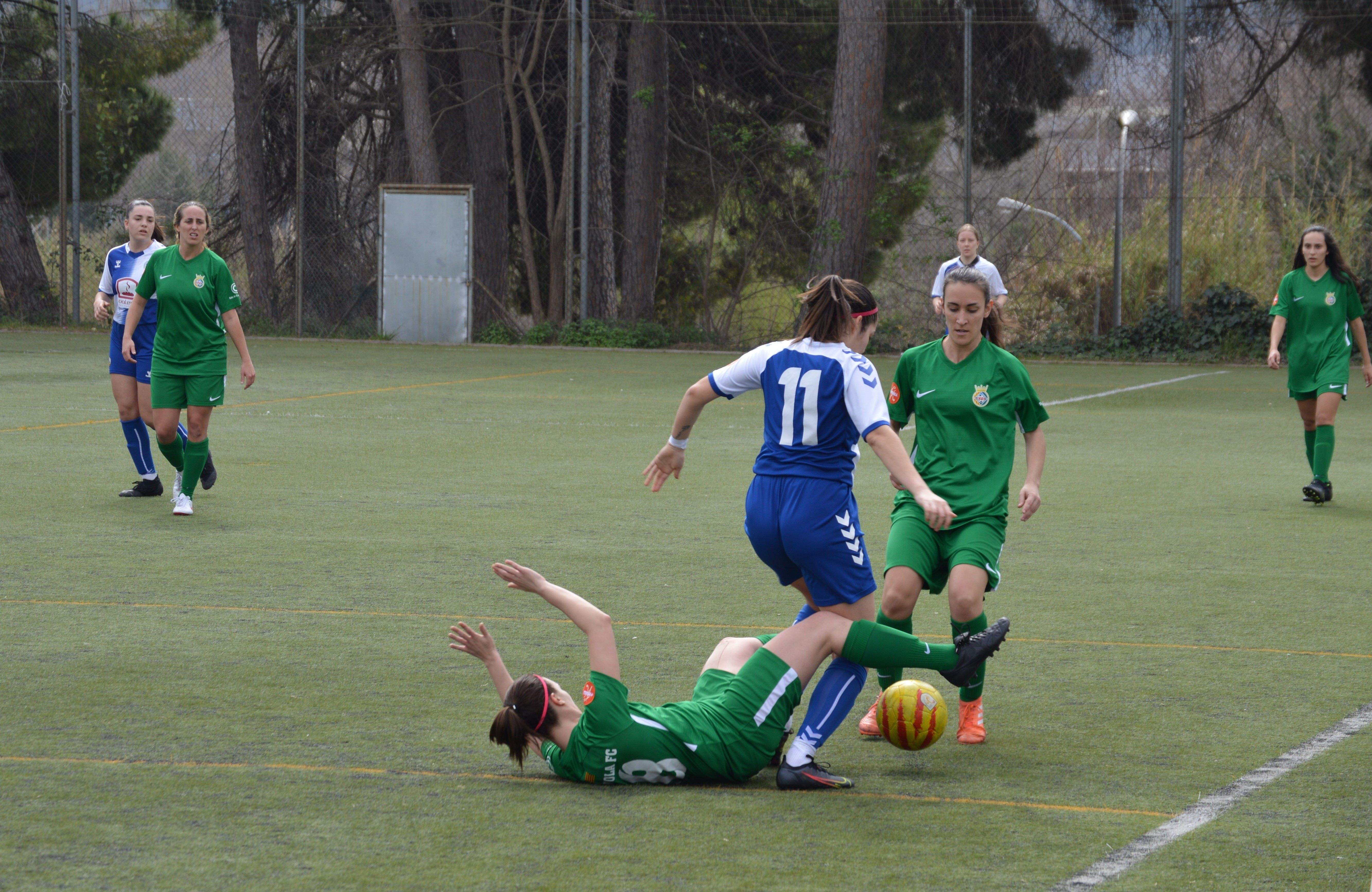 El Cerdanyola FC jugant a la temporada 2020-2021. FOTO: Nora Muñoz