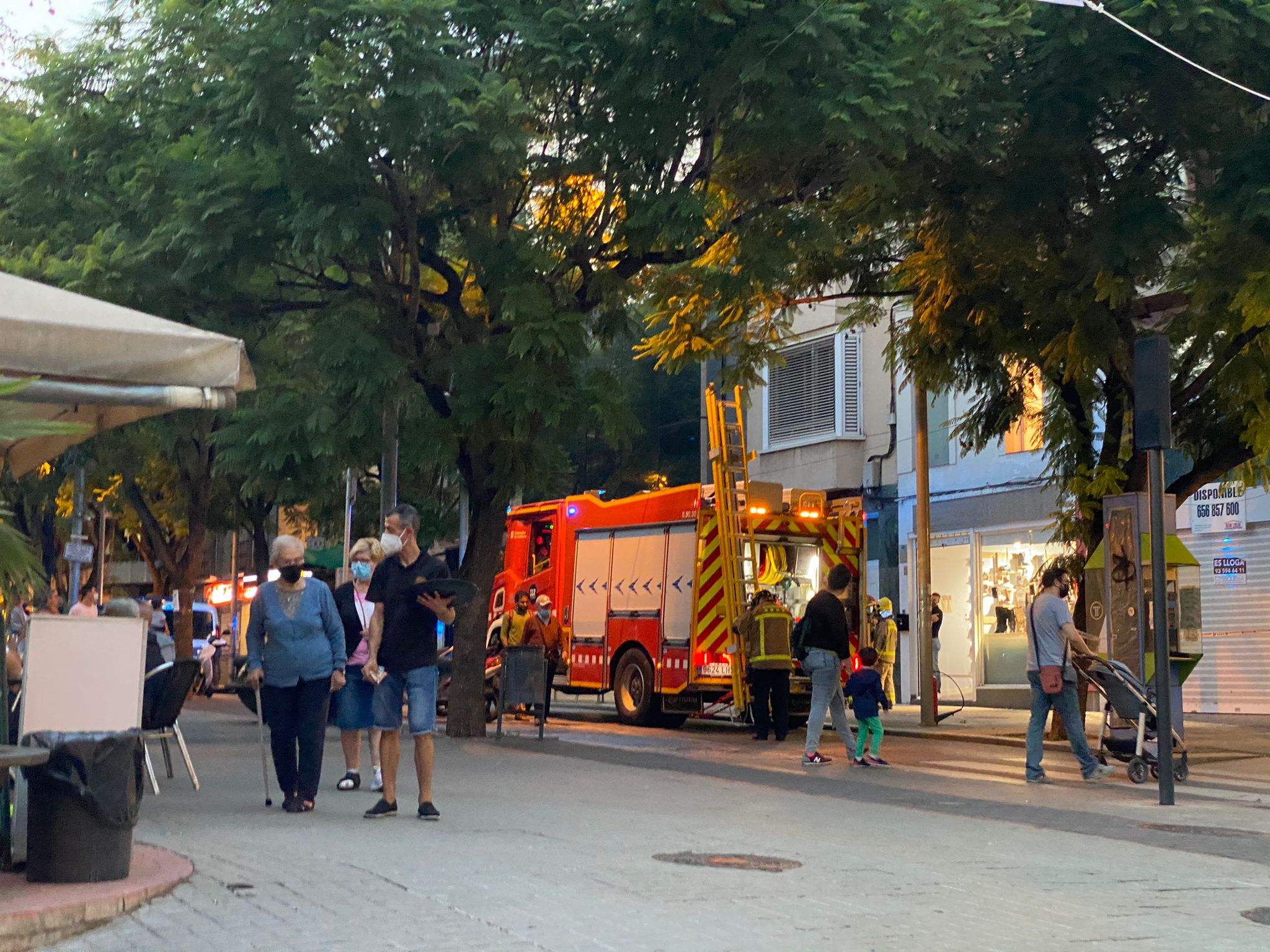 Bombers a l'Avinguda Catalunya