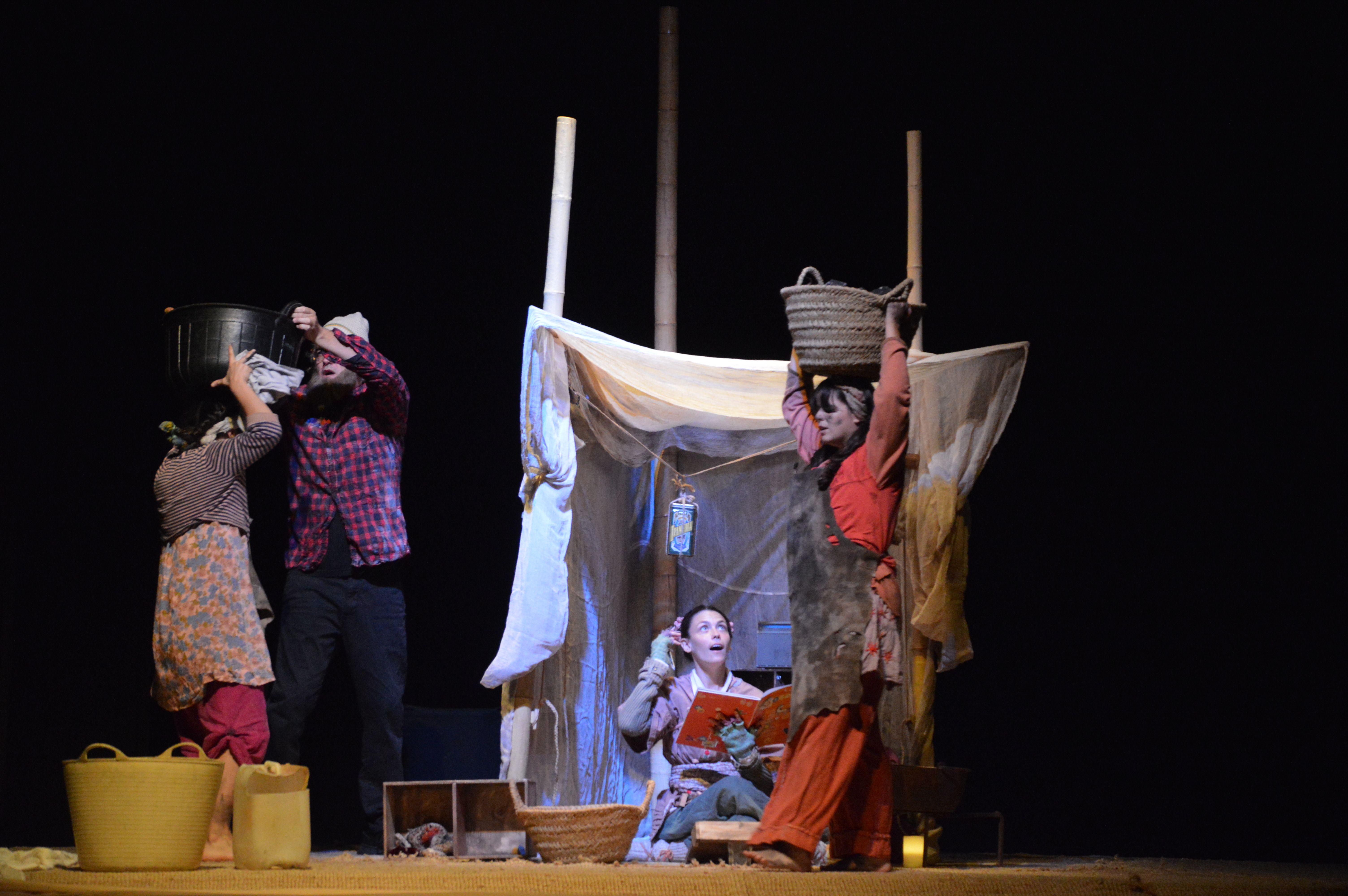 Espectacle 'Camí a l'escola' al Teatre Ateneu. FOTO: Nora Muñoz
