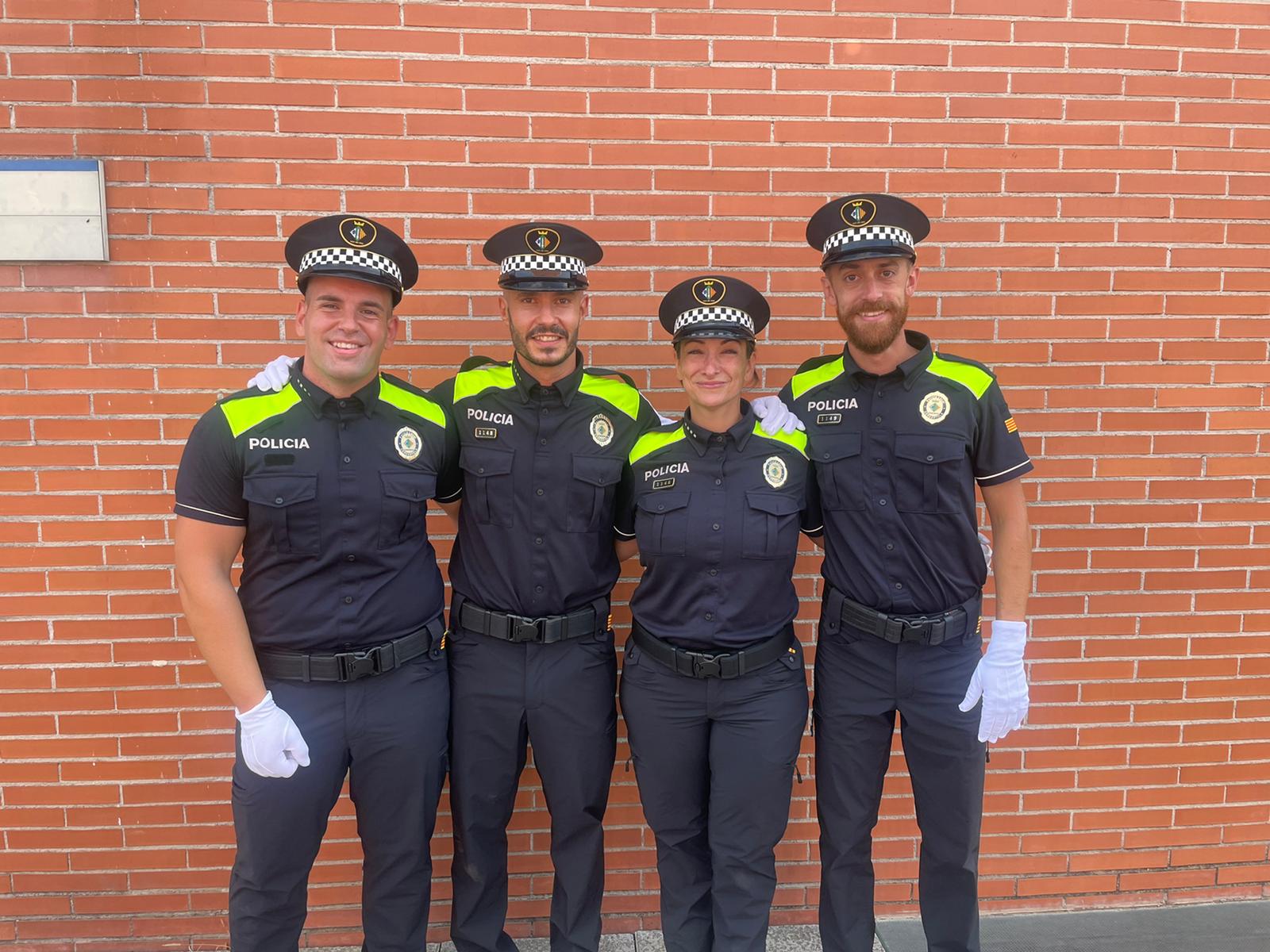 Quatre agents comencen l'any de pràctiques a la Policia Locald e Cerdanyola després de fer el curs bàsic. FOTO: Policia Local