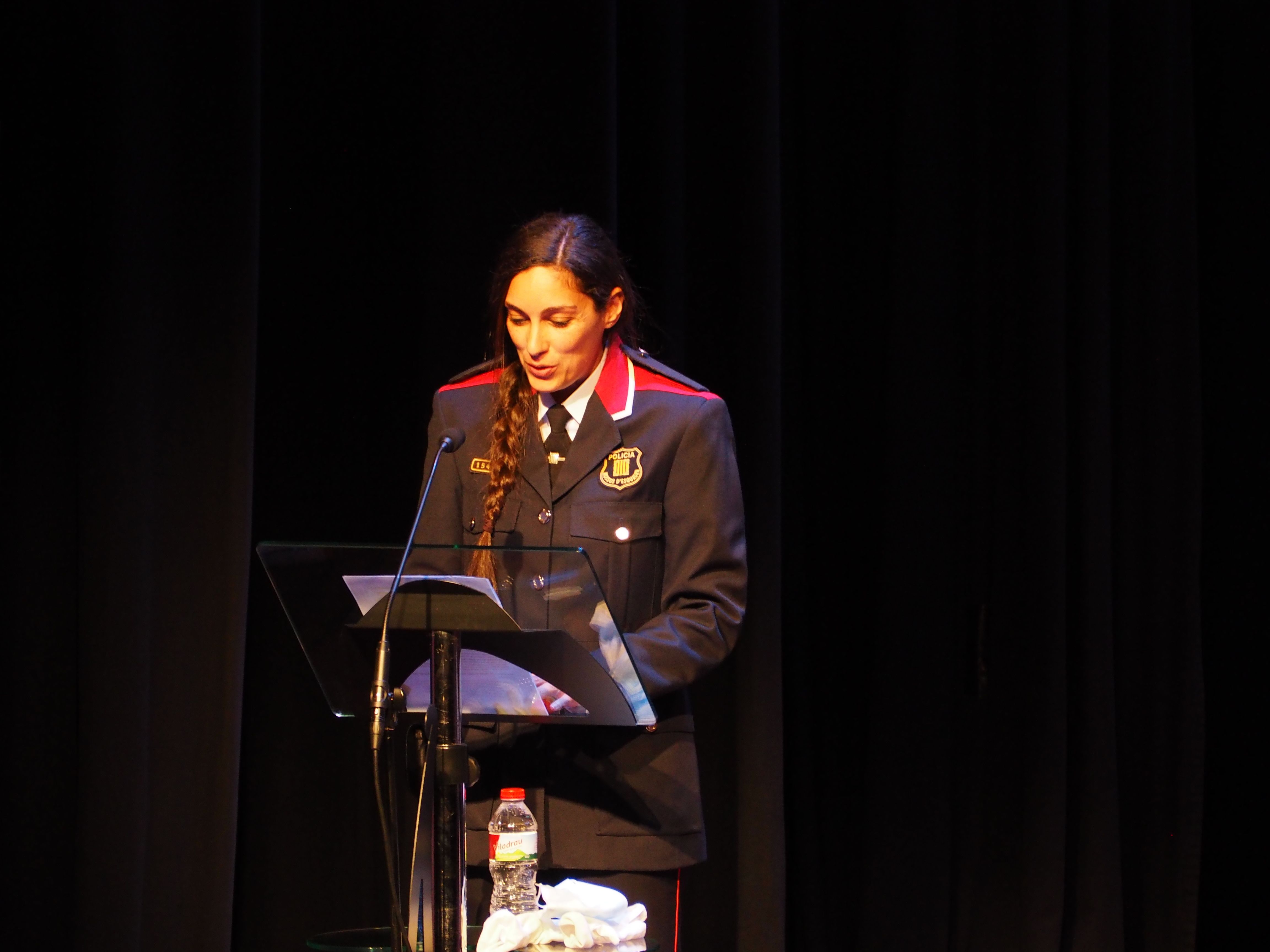Mónica Vila, agent de Mossos d'Esquadra a Barberà del Vallès. FOTO: Mónica GM Mónica Vila, agent de Mossos d'Esquadra a Barberà del Vallès. FOTO: Mónica GM