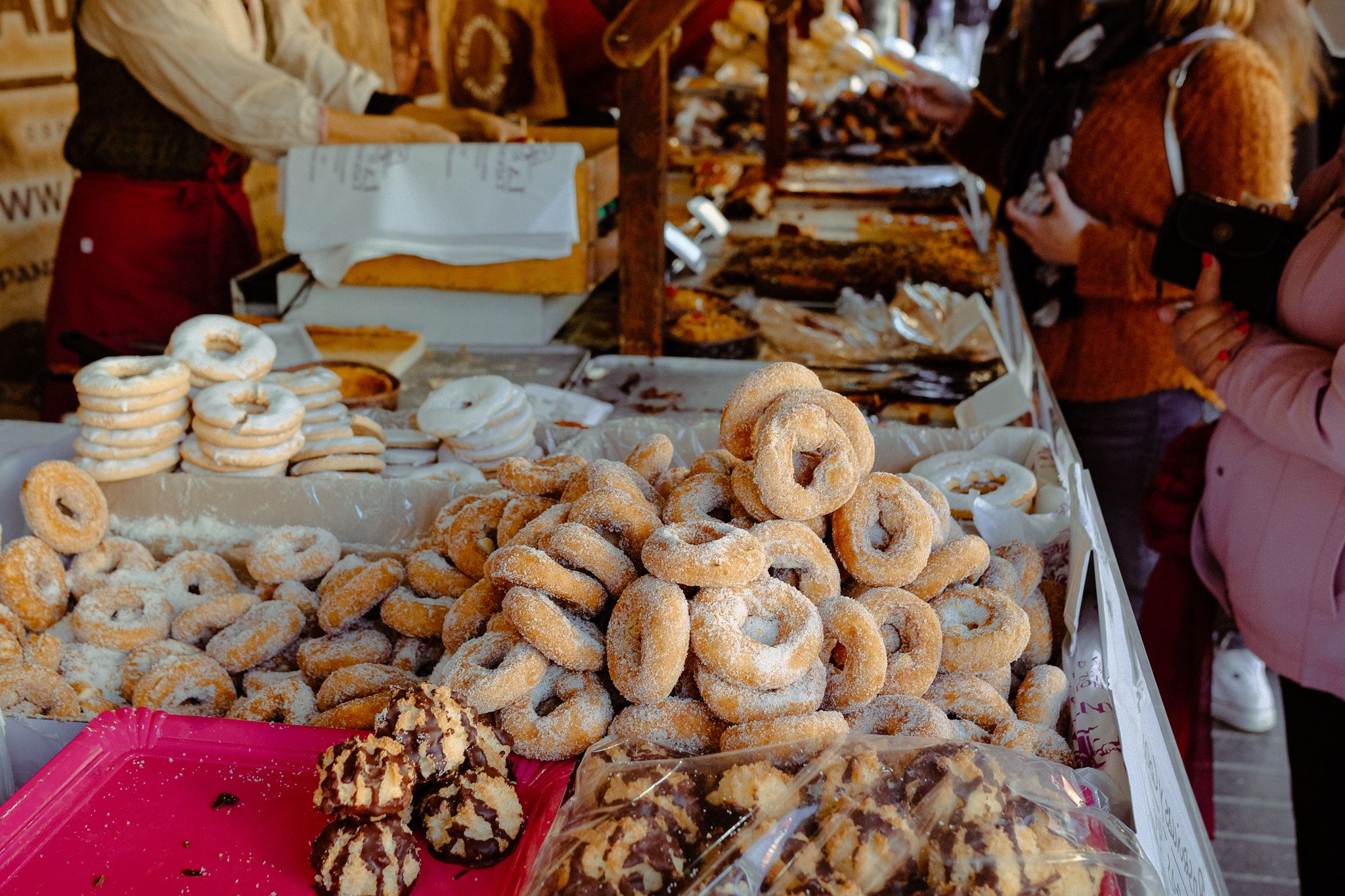 Brioixeria artesana al mercat medieval. FOTO, Ale Gómez