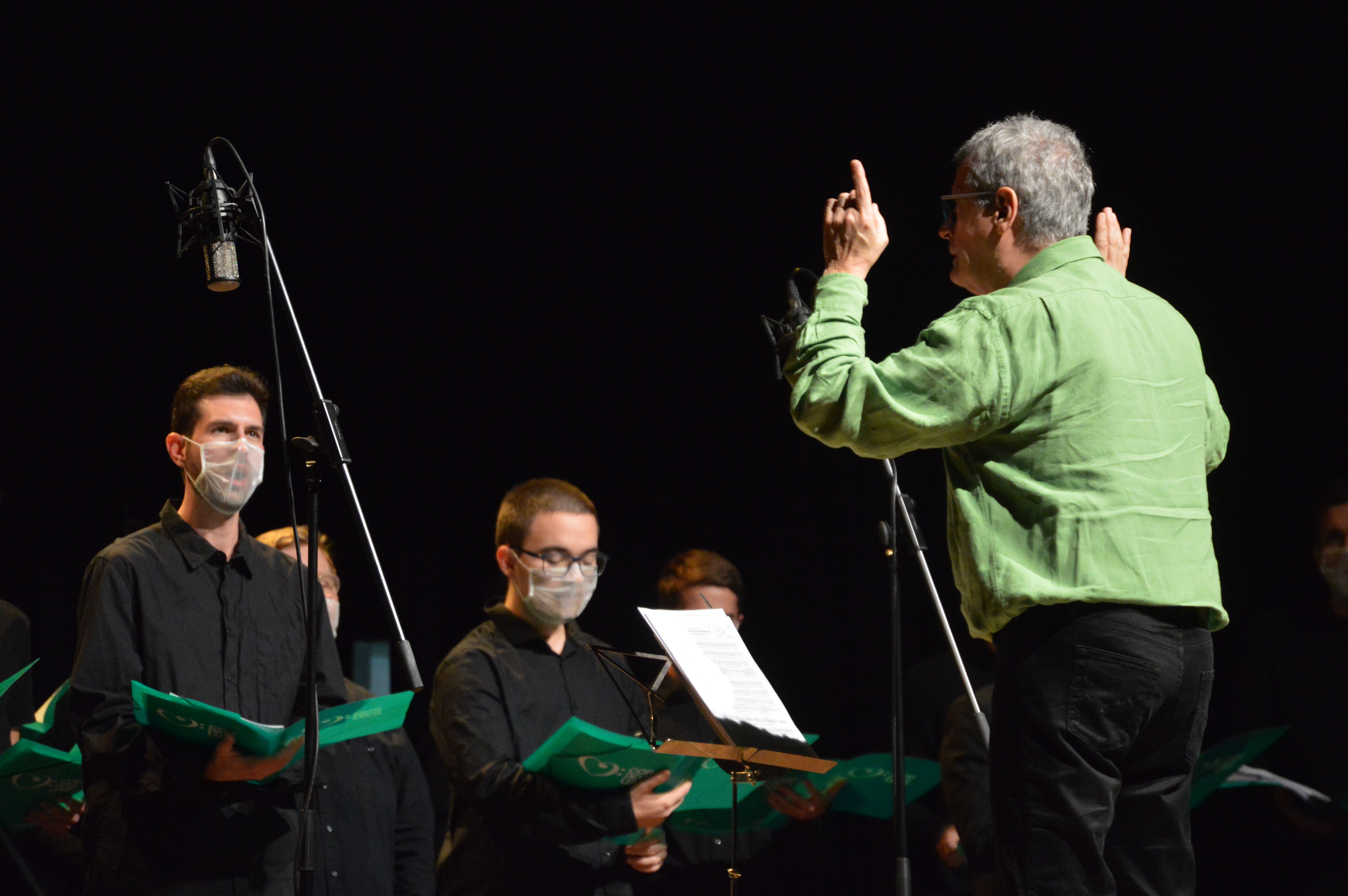 Concert de corals de Cerdanyola amb el Cor Ítaca, el Cor de la UAB i el Cor de Dones per la Pau. FOTO: Nora Muñoz Otero
