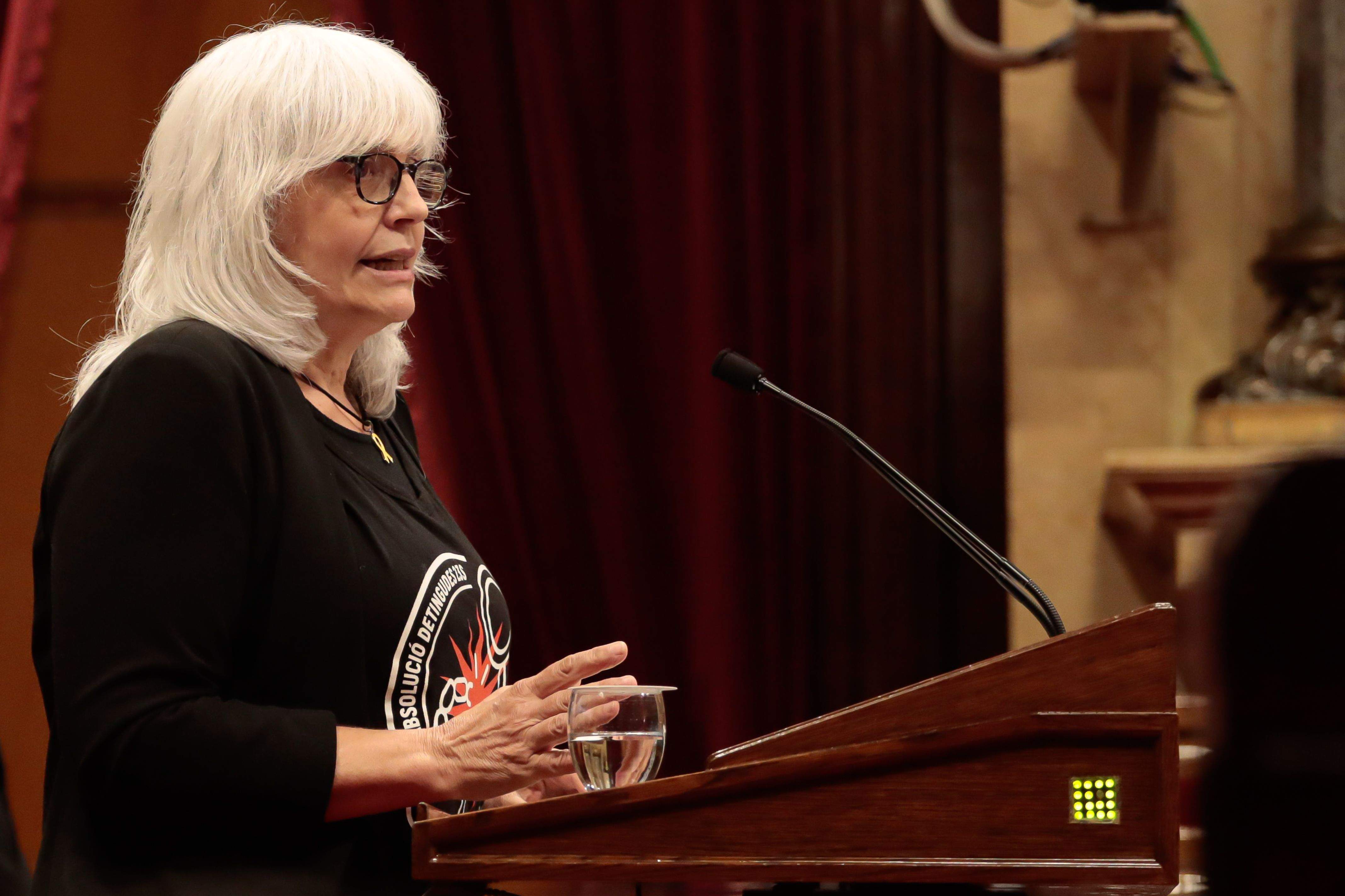 Dolors Sabater al Parlament de Catalunya. FOTO: Job Vermeulen