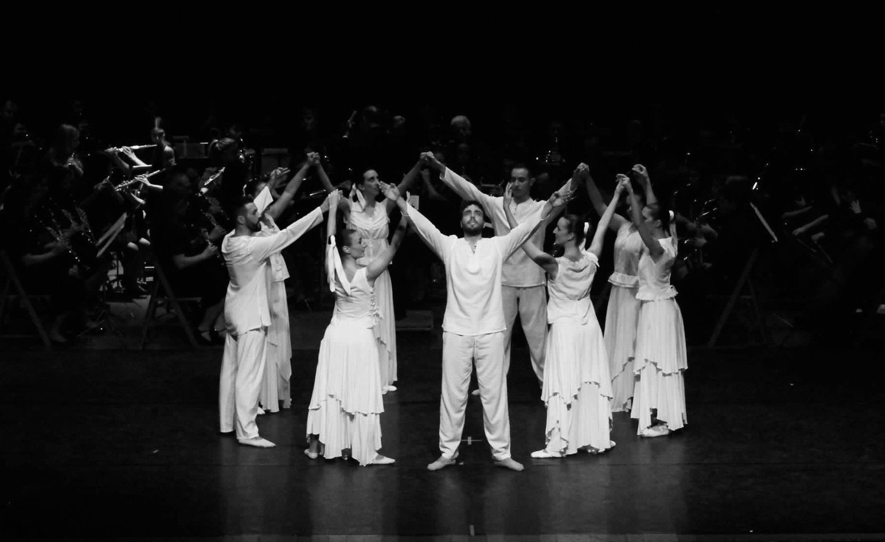 Espectacle de l'Agrupació Cultural Sardanista de Cerdanyola. FOTO: Josep Campos