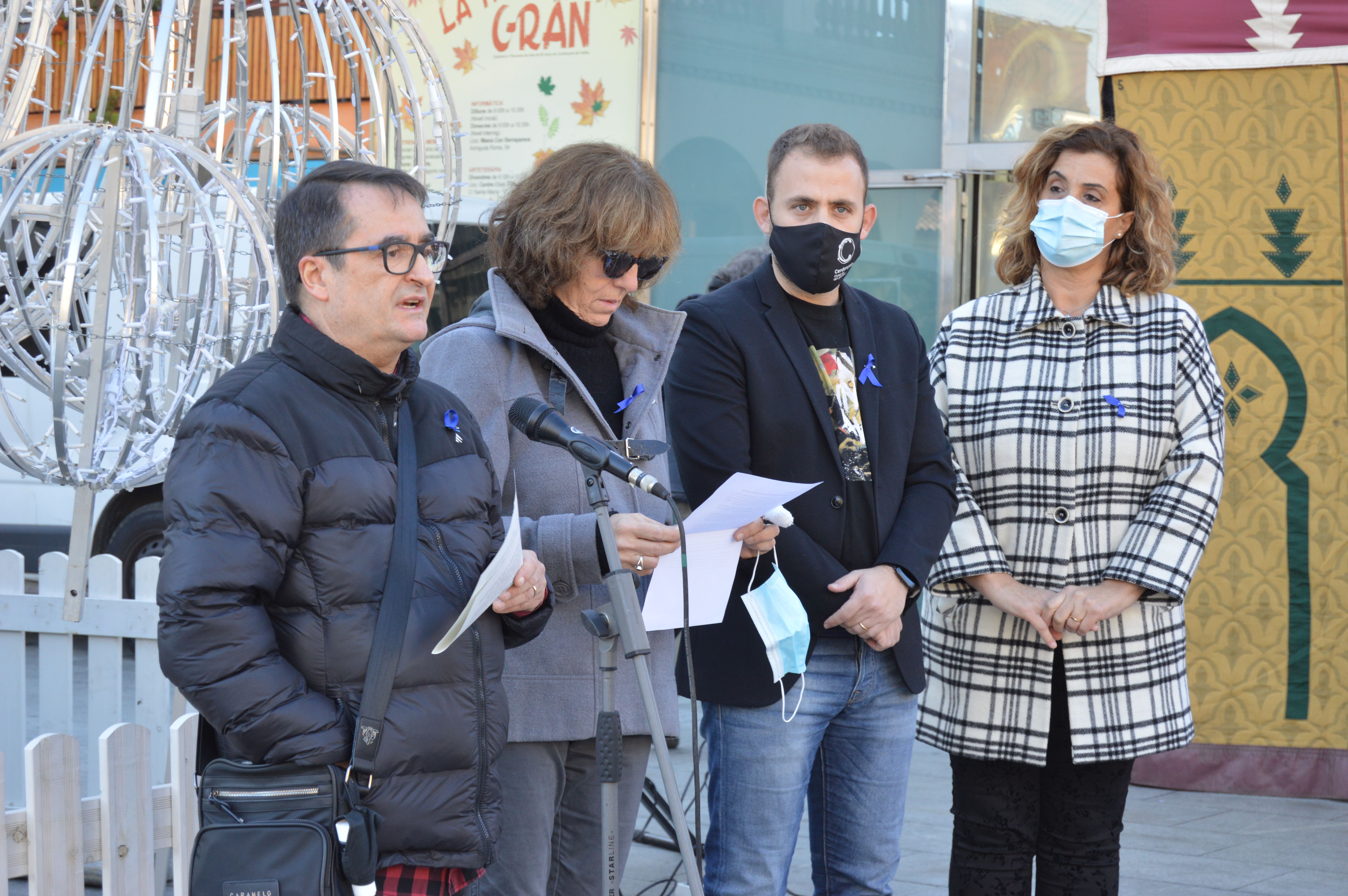 Lectura del manifest el Dia Internacional de les Persones amb disCapacitat/Diversitat Funcional. FOTO: Nora Muñoz Otero Lectura del manifest el Dia Internacional de les Persones amb disCapacitat/Diversitat Funcional. FOTO: Nora Muñoz Otero