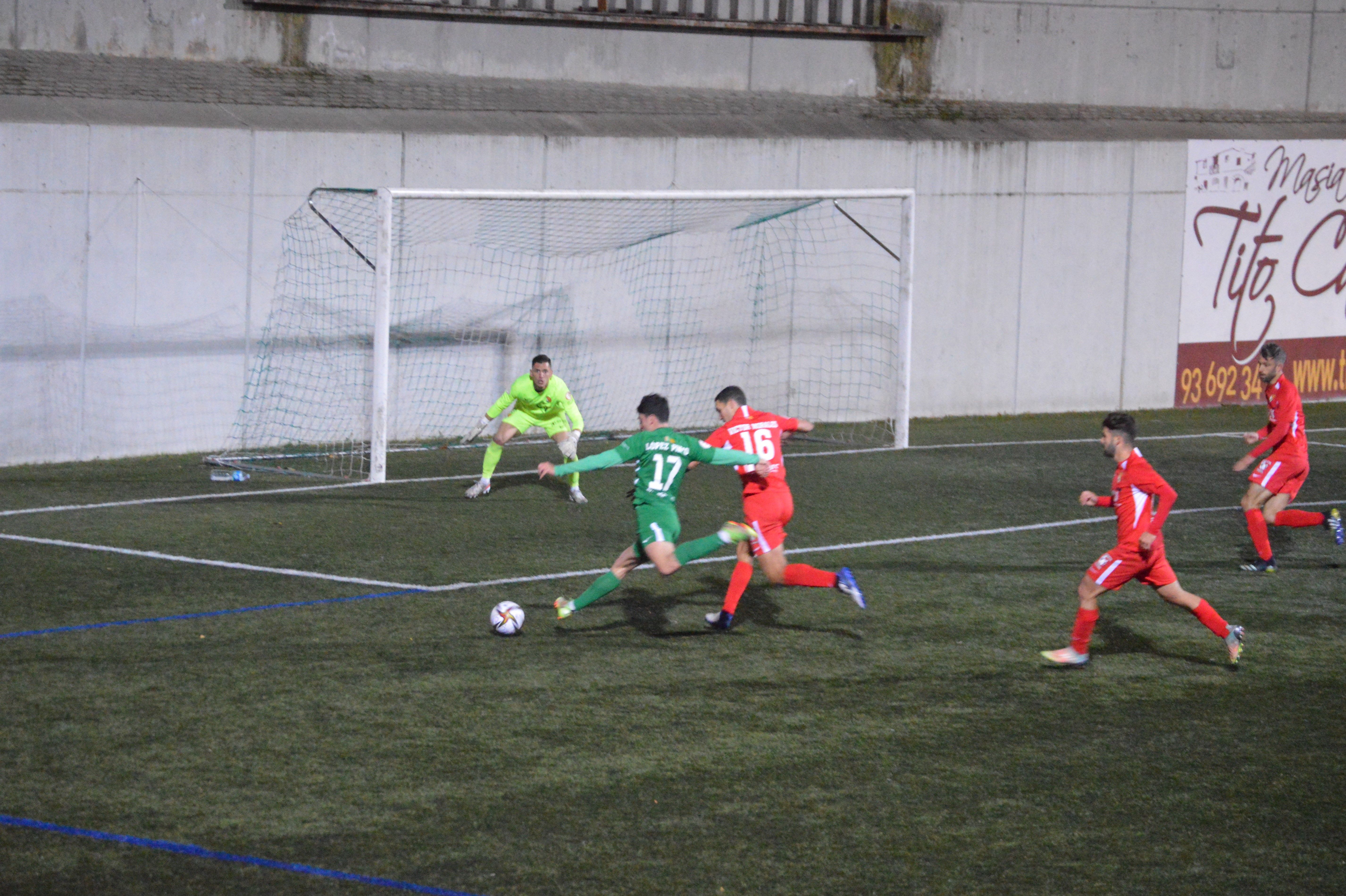 Cerdanyola FC contra el Terrassa FC. FOTO: Nora Muñoz Otero Cerdanyola FC contra el Terrassa FC. FOTO: Nora Muñoz Otero