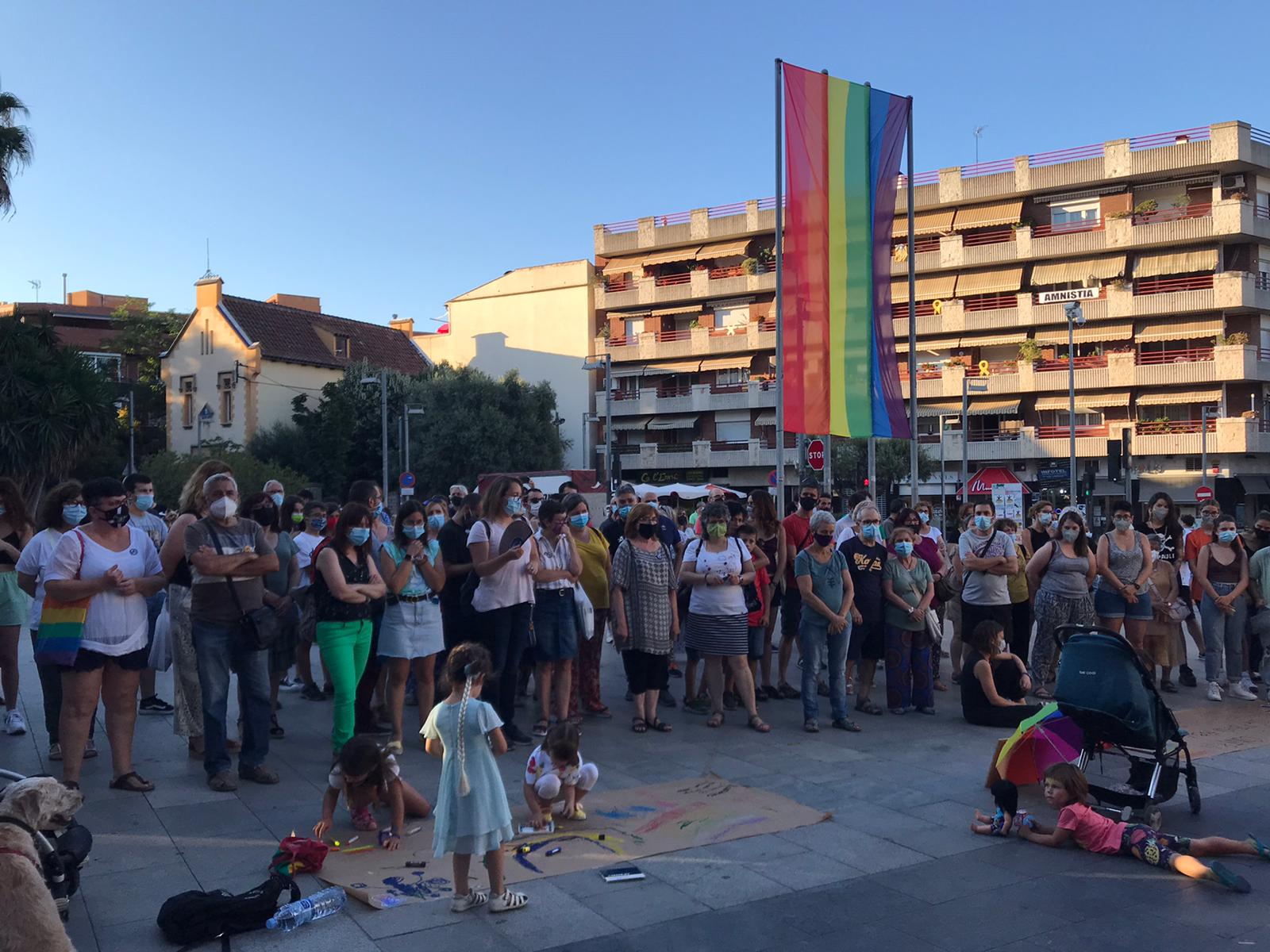 Durant el 2021, la plaça Francesc Layret ha viscut diverses concentracions per defensar els drets LGTBIQ+ i els drets de les dones. FOTO: Mónica GM