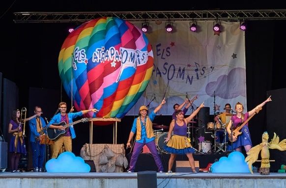 Atrapasomnis actuarà a l'Ateneu amb l'espectacle ‘Anem amunt’. FOTO: Twitter de Cerdanyola Comerç i Serveis