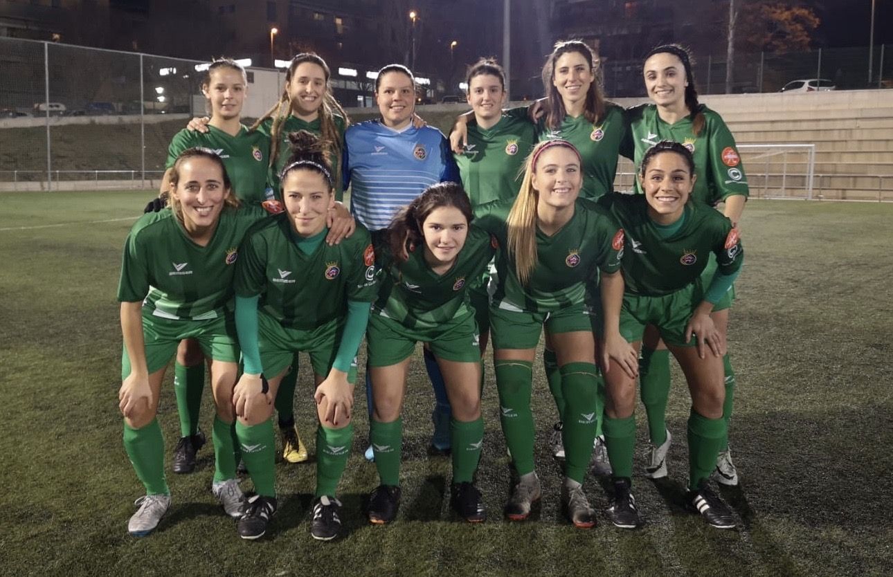 Primer equip femení del Cerdanyola Futbol Club, temporada 21-22. FOTO: Cerdanyola FC Primer equip femení del Cerdanyola Futbol Club, temporada 21-22. FOTO: Cerdanyola FC