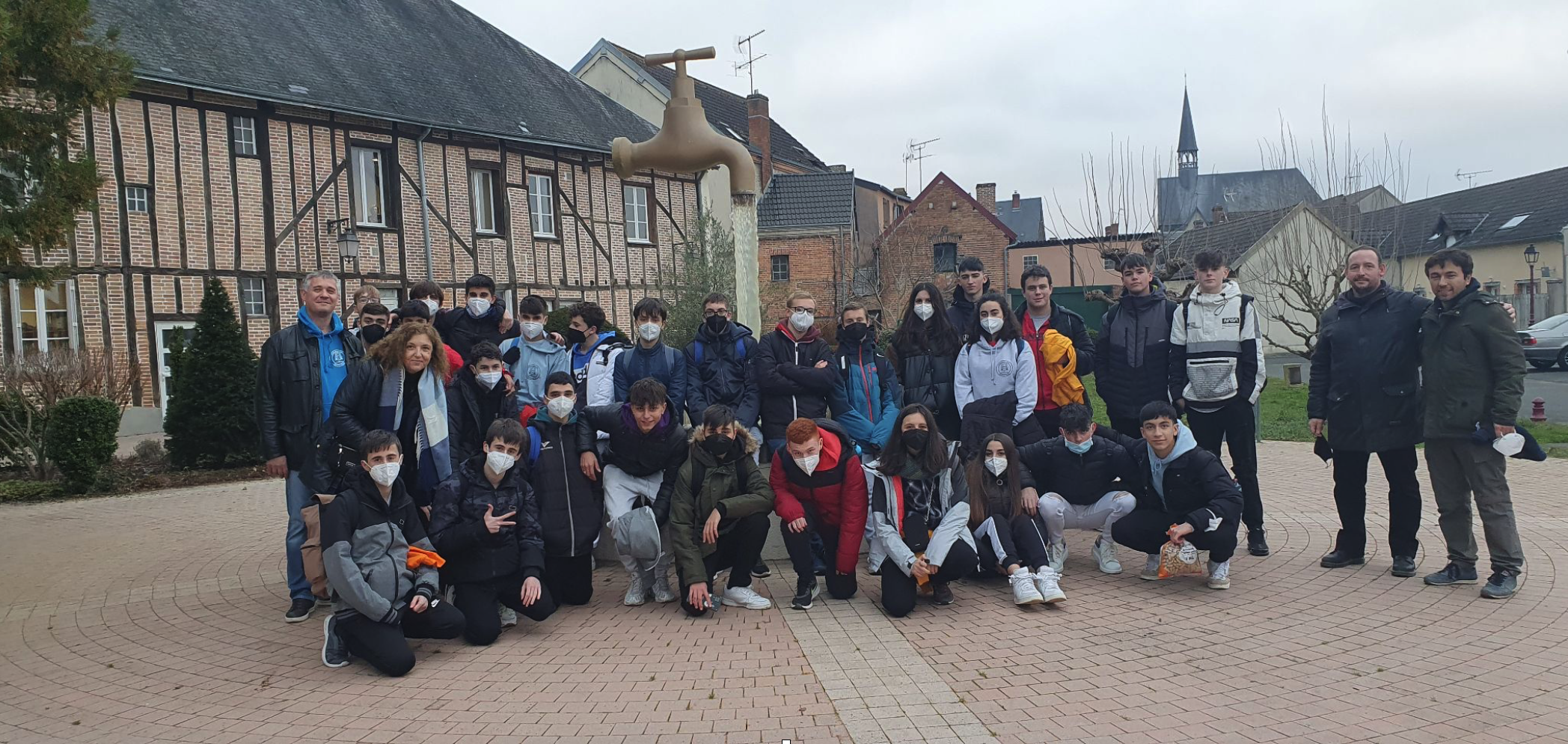 L'alumnat de l'Institut Banús participa al projecte Erasmus+ a França. FOTO: Cedida