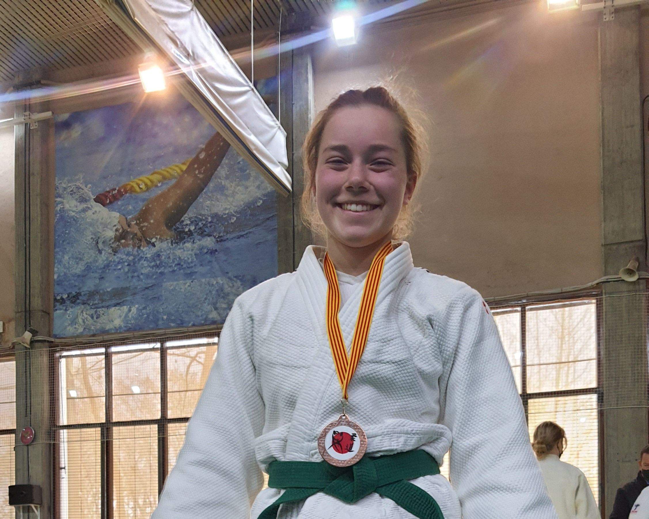 Elena Enrique es va penjar la medalla de bronze en -57. FOTO: Cedida