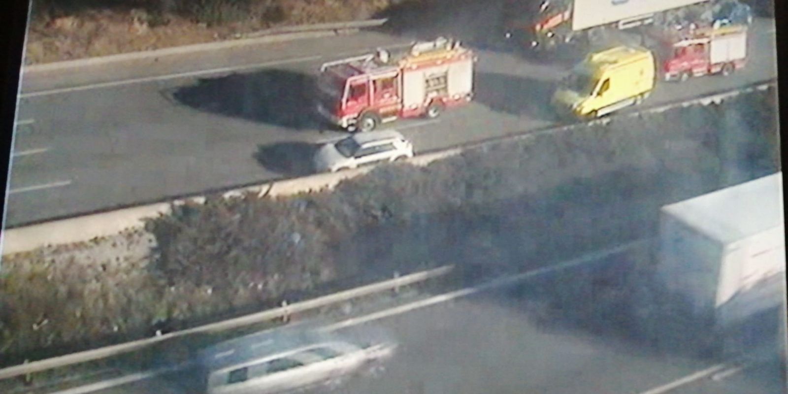L'accident a l'AP-7 a Sant Cugat FOTO: Trànsit