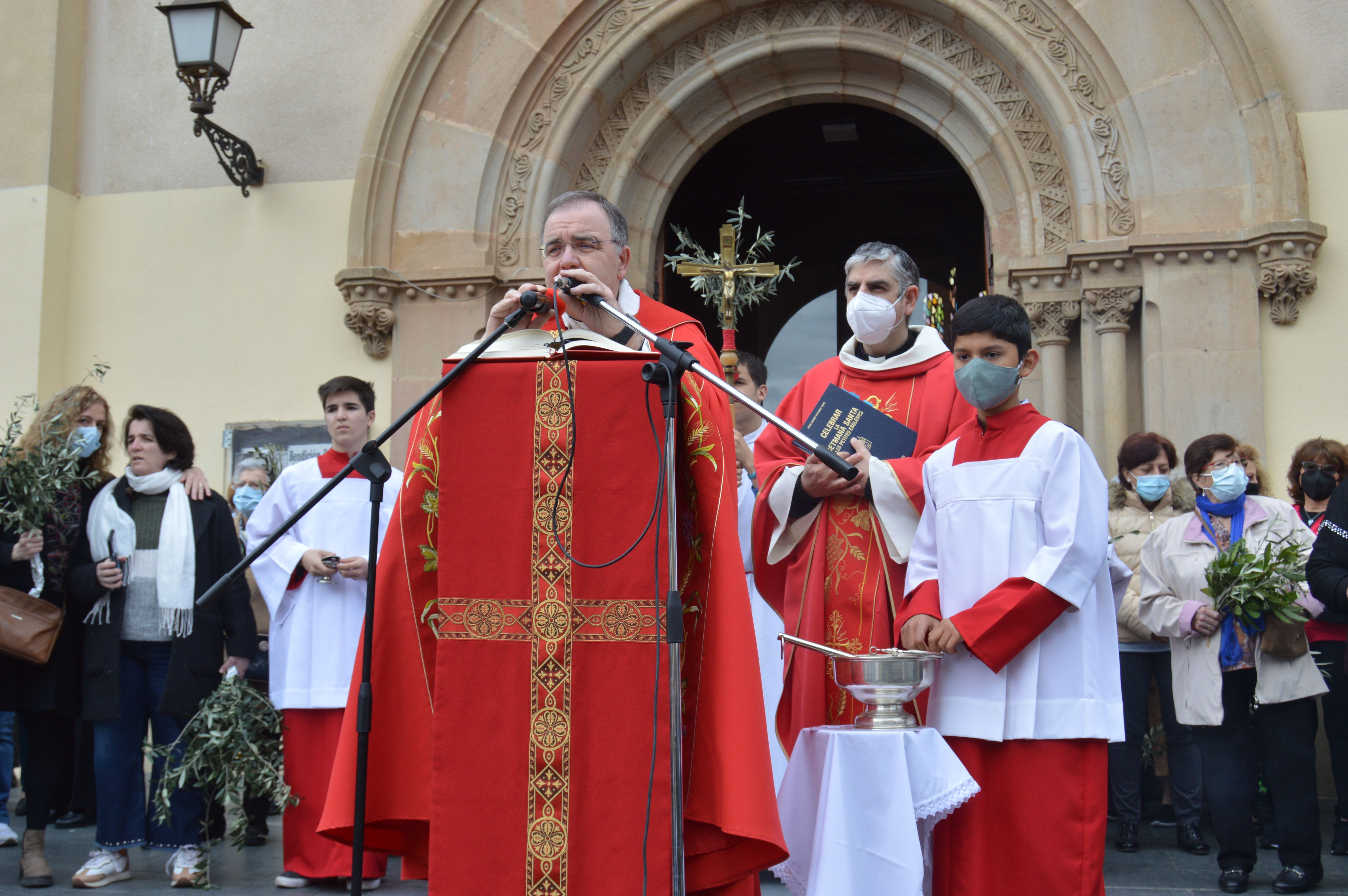 Processó i benedicció de rams en el diumenge de rams de Setmana Santa. FOTO: Nora Muñoz Otero