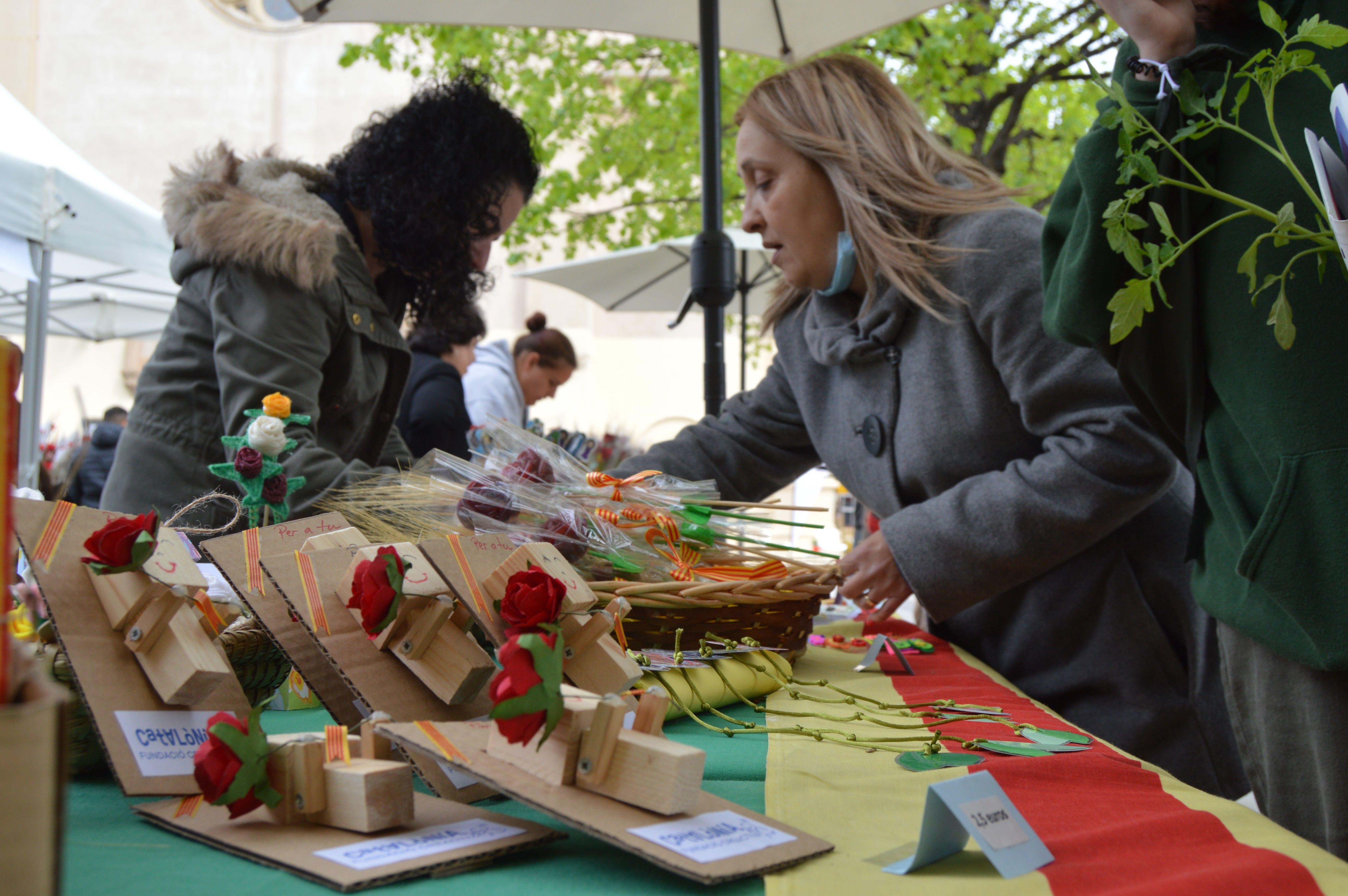 Sant Jordi 2022 a Cerdanyola del Vallès. FOTO: Nora Muñoz Otero