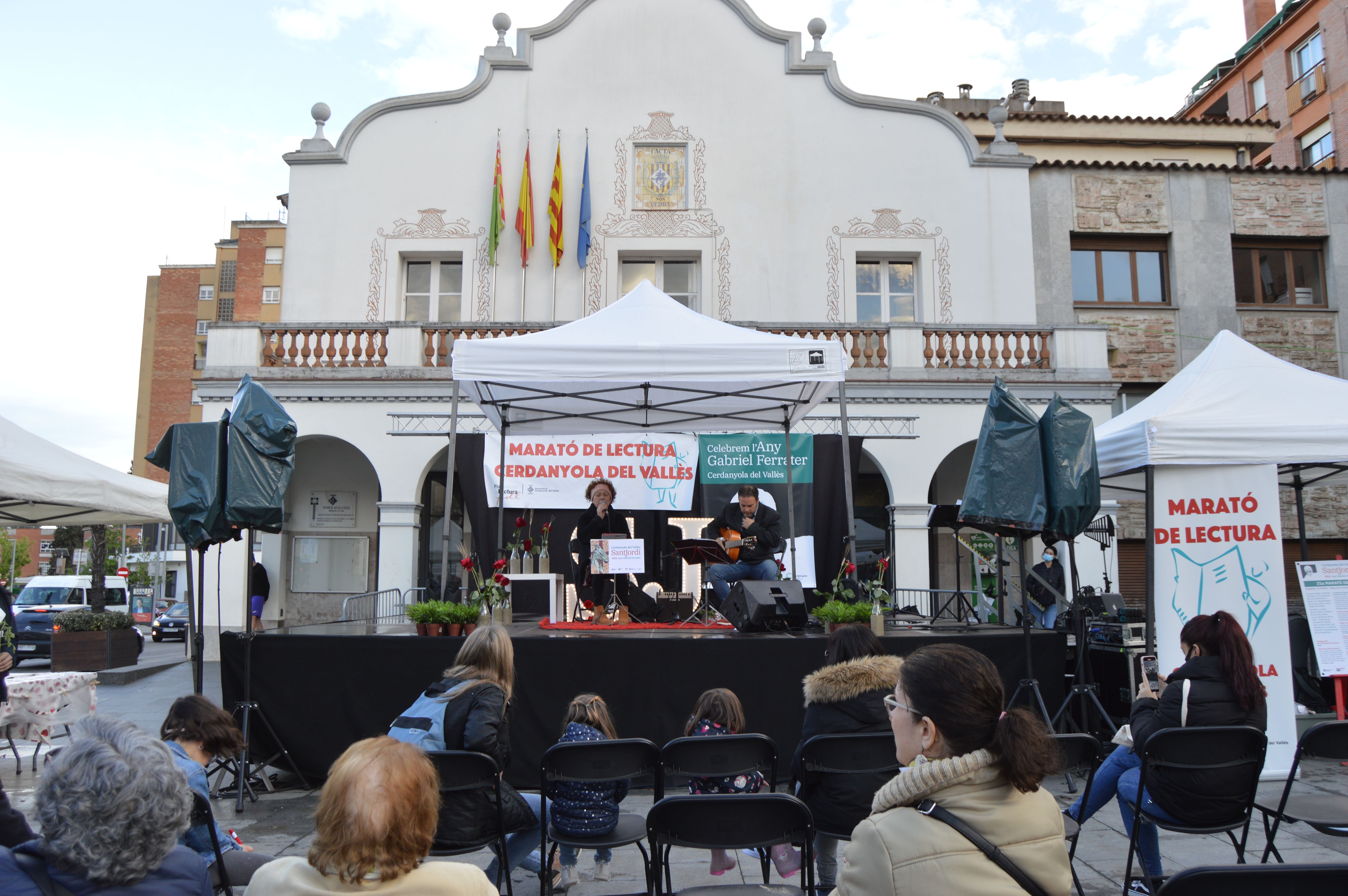 Sant Jordi 2022 a Cerdanyola del Vallès. FOTO: Nora Muñoz Otero