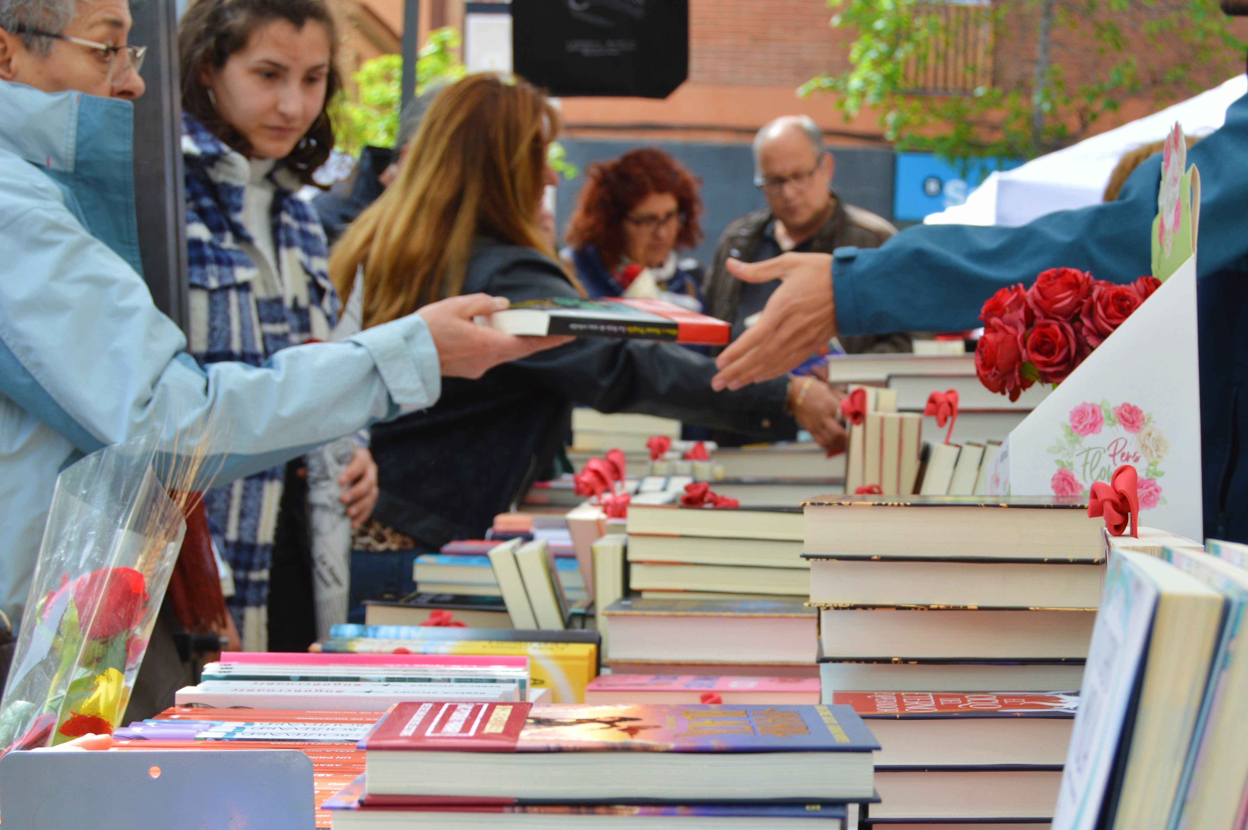Sant Jordi 2022 a Cerdanyola del Vallès. FOTO: Nora Muñoz Otero
