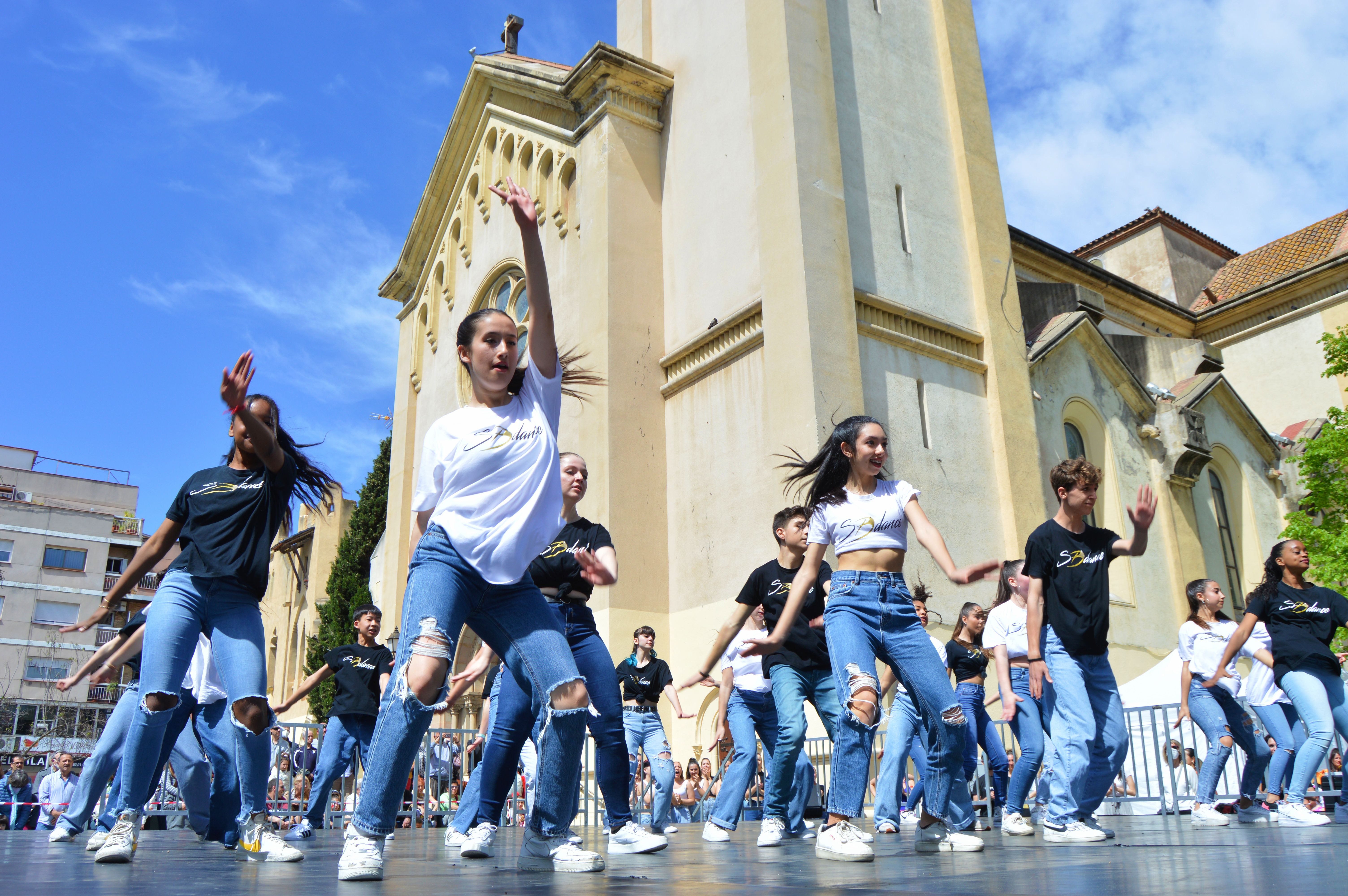 Escola SB Dance a la mostra d'escoles de dansa de Cerdanyola. FOTO: Nora Muñoz Otero