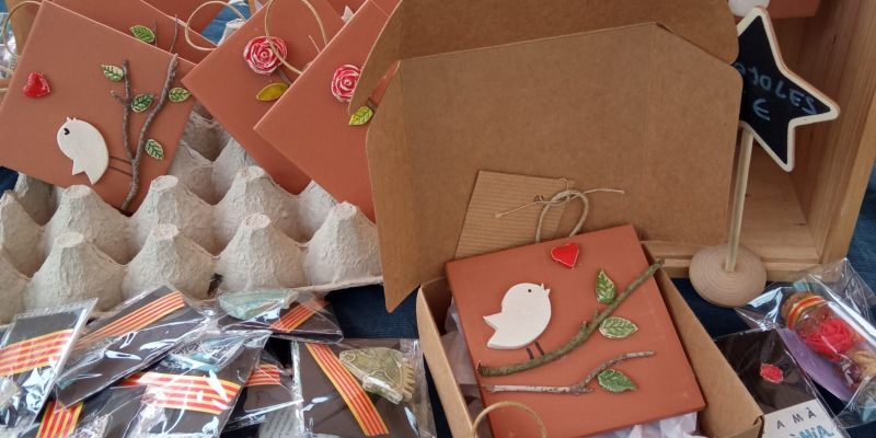 Catalònia Fundació Creactiva ha tornat a celebrar el Sant Jordi. FOTO: Cedida Catalònia Fundació Creactiva ha tornat a celebrar el Sant Jordi. FOTO: Cedida