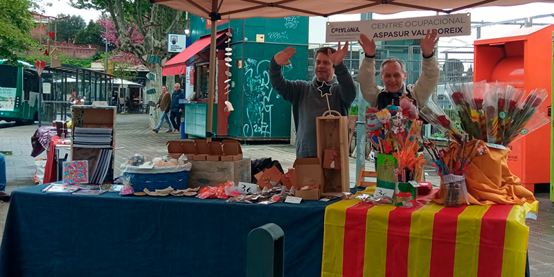 Catalonia Fundació Creactiva ha tornat a celebrar Sant Jordi com sempre. FOTO: Cedida Catalonia Fundació Creactiva ha tornat a celebrar Sant Jordi com sempre. FOTO: Cedida