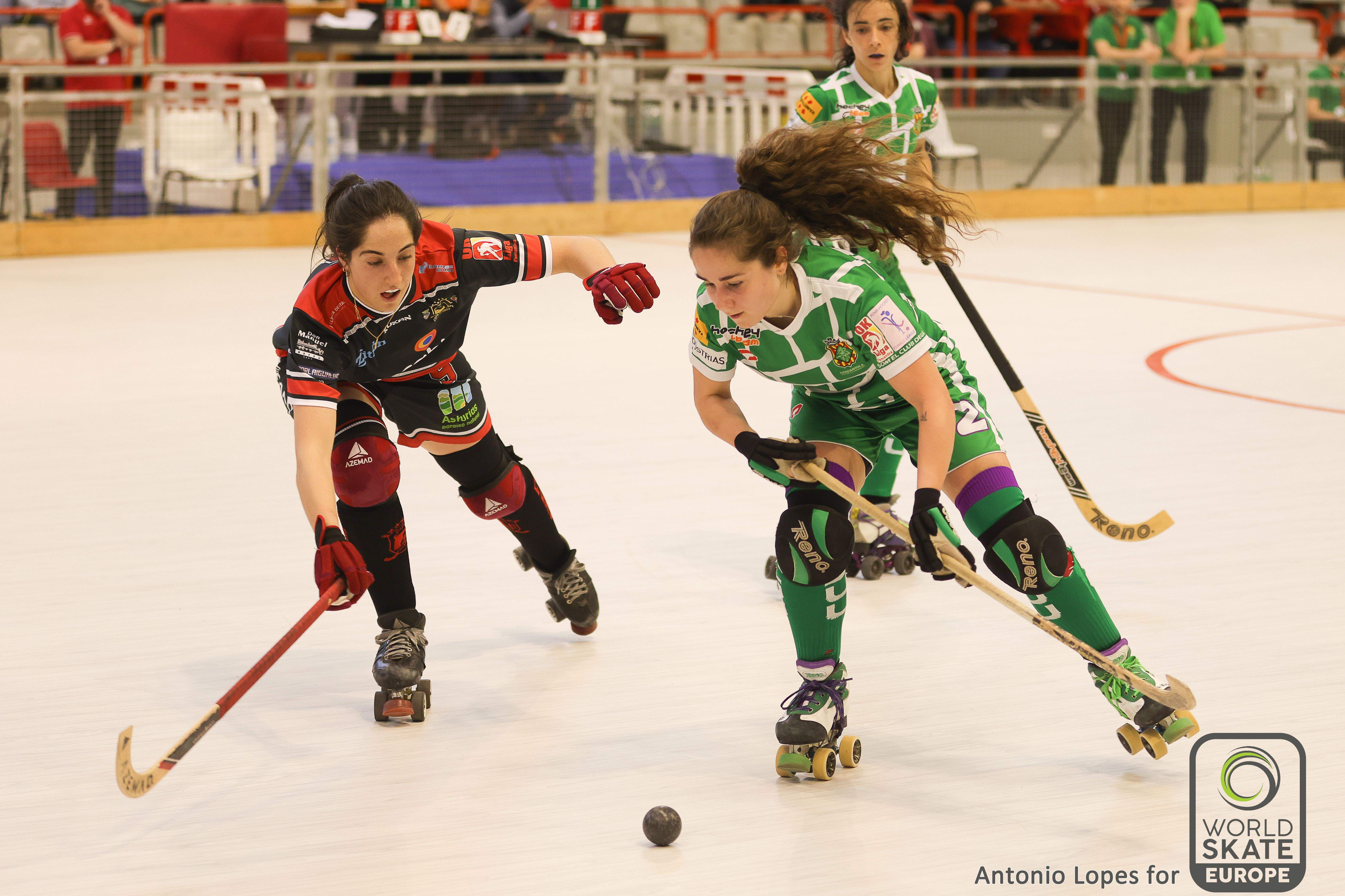Joana Xicota disputa una bola a la semifinal de la Female League Cup. FOTO: Antoniuo Lopes (WSE)