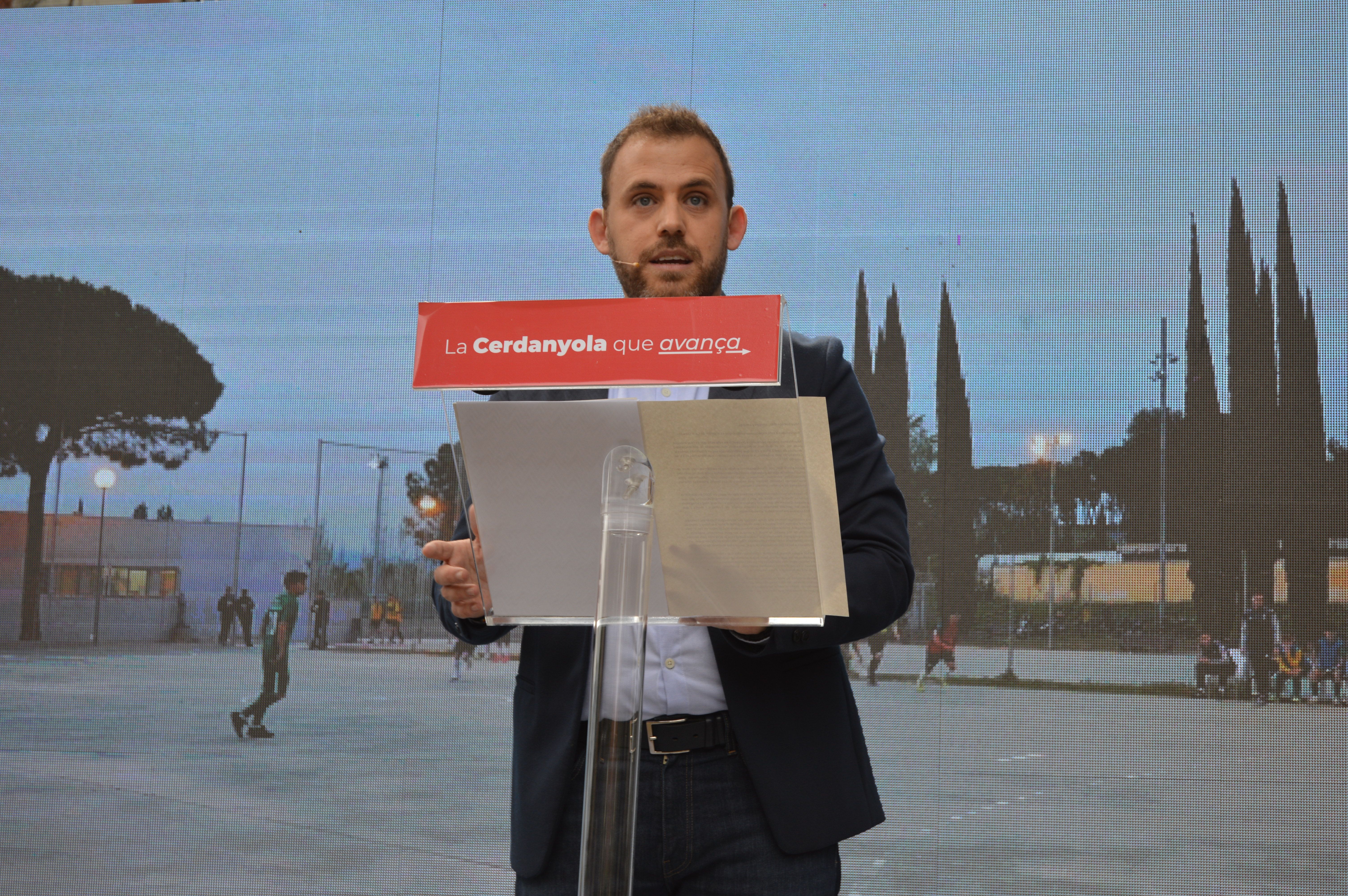 L'alcalde Carlos Cordón en la conferència del PSC amb el lema ‘La Cerdanyola que avança’. FOTO: Nora Muñoz Otero