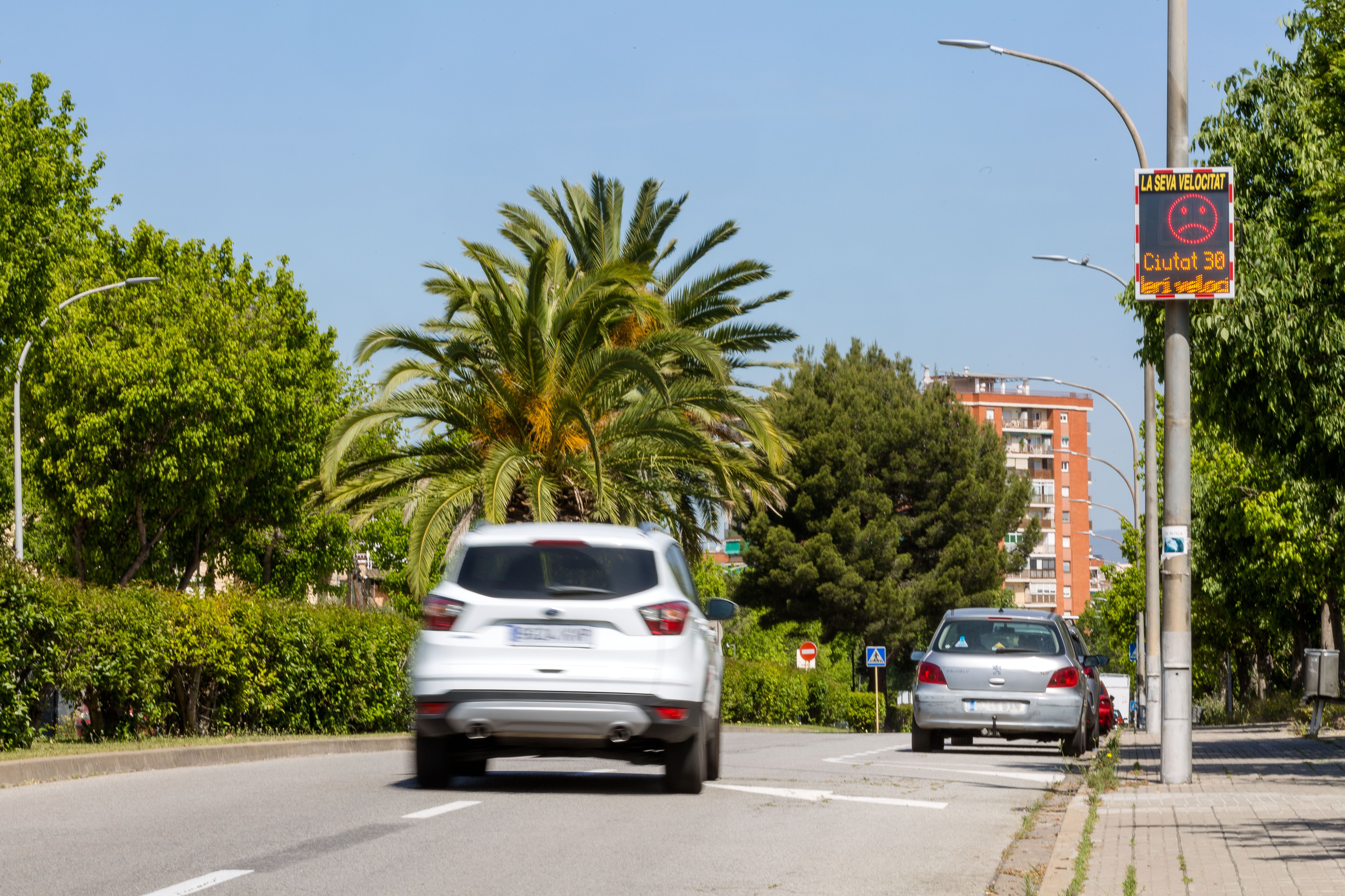 Un dels radars de velocitat informatius. FOTO: Núria Puentes (Ajuntament de Cerdanyola)