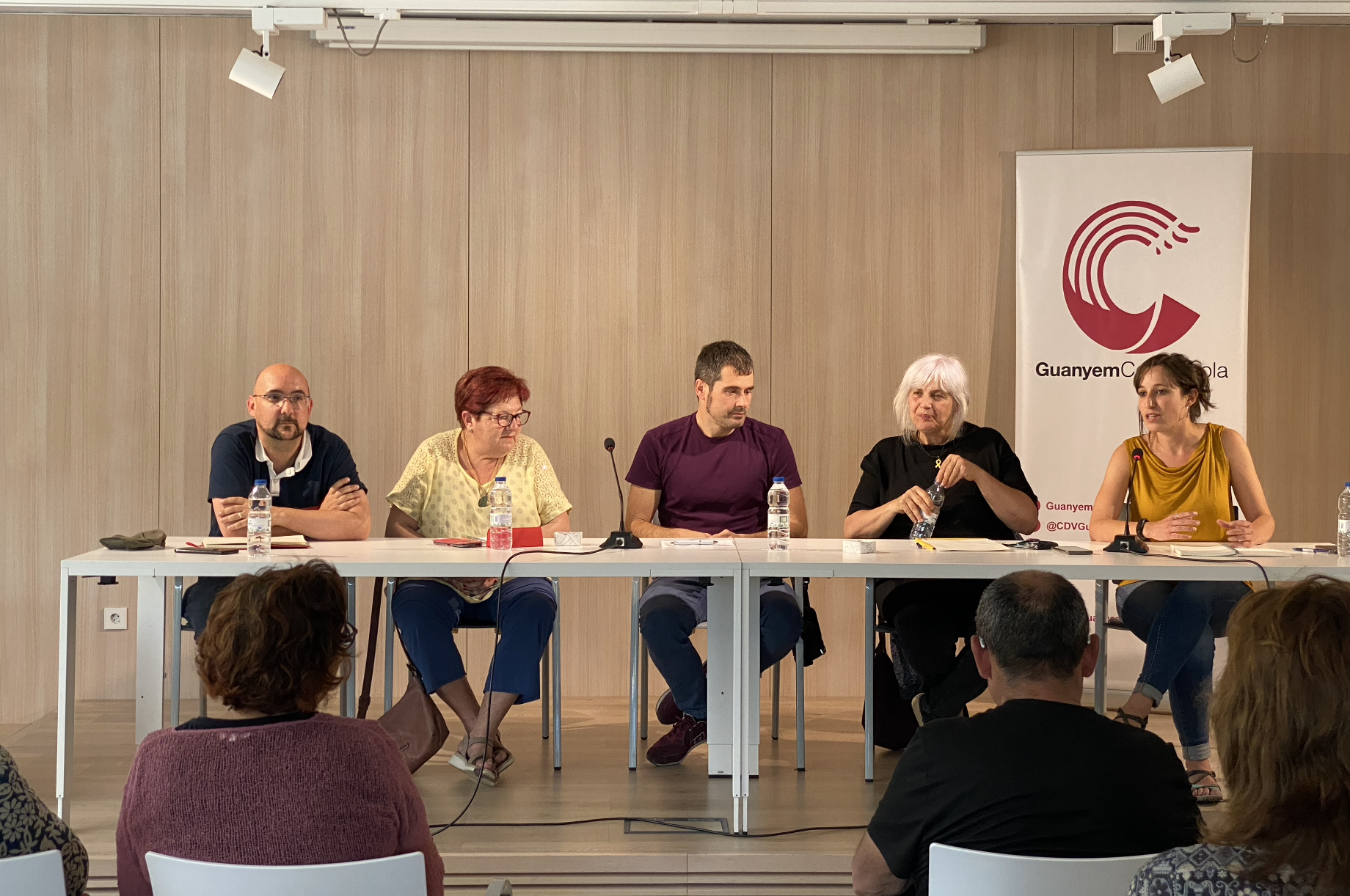 Acte de Guanyem sobre el català. FOTO: Mónica GM