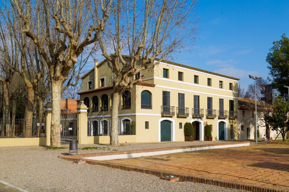 Masia Serraparera Servei de Promoció Econòmica. FOTO. Ajuntament de Cerdanyola Masia Serraparera Servei de Promoció Econòmica. FOTO. Ajuntament de Cerdanyola