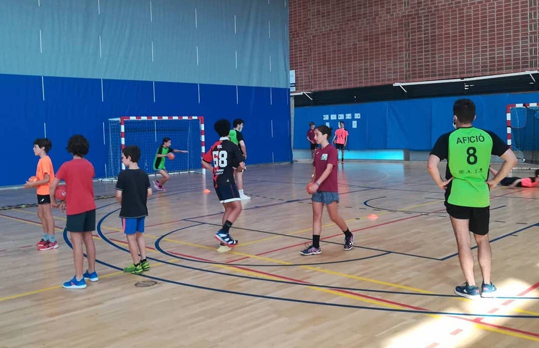 Campus d'Estiu del Club Handbol Cerdanyola. FOTO: CH Cerdanyola