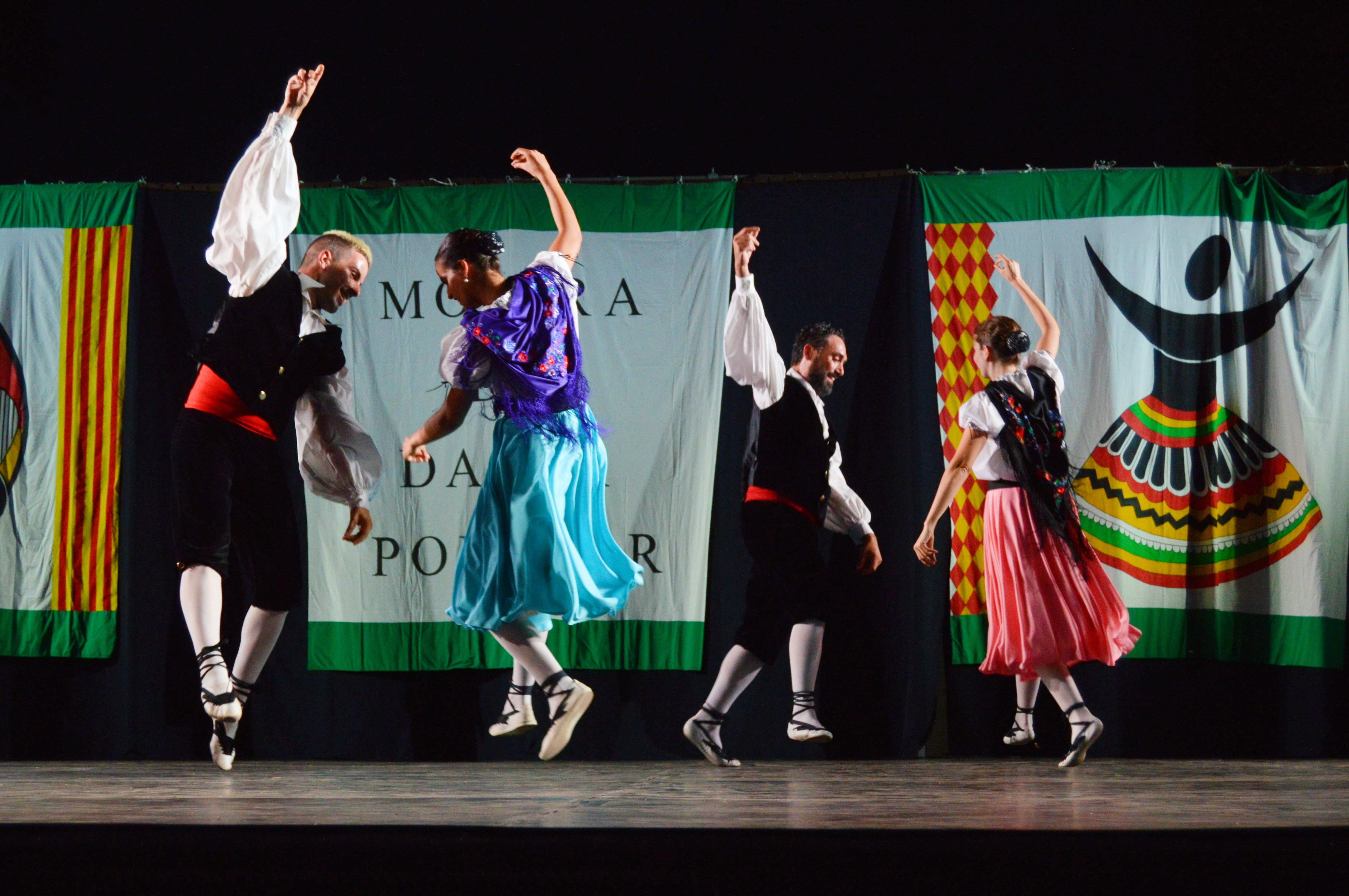 L'Esbart Dansaire de Sant Marçal en la 39a Mostra Internacional de Dansa Popular. FOTO: Nora Muñoz Otero