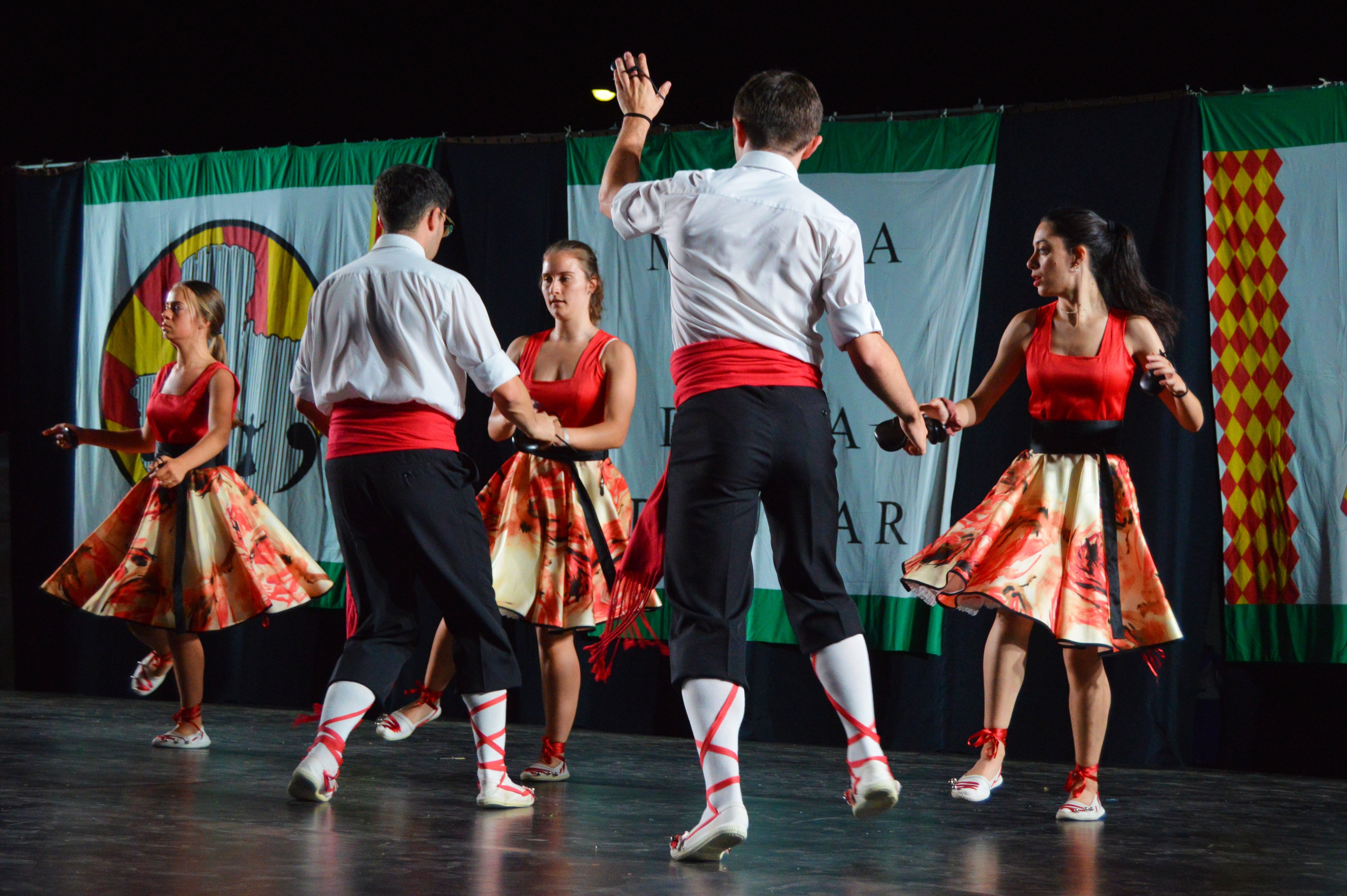 Ball de Gitanes de Martorelles en la 39a Mostra Internacional de Dansa Popular. FOTO: Nora Muñoz Otero