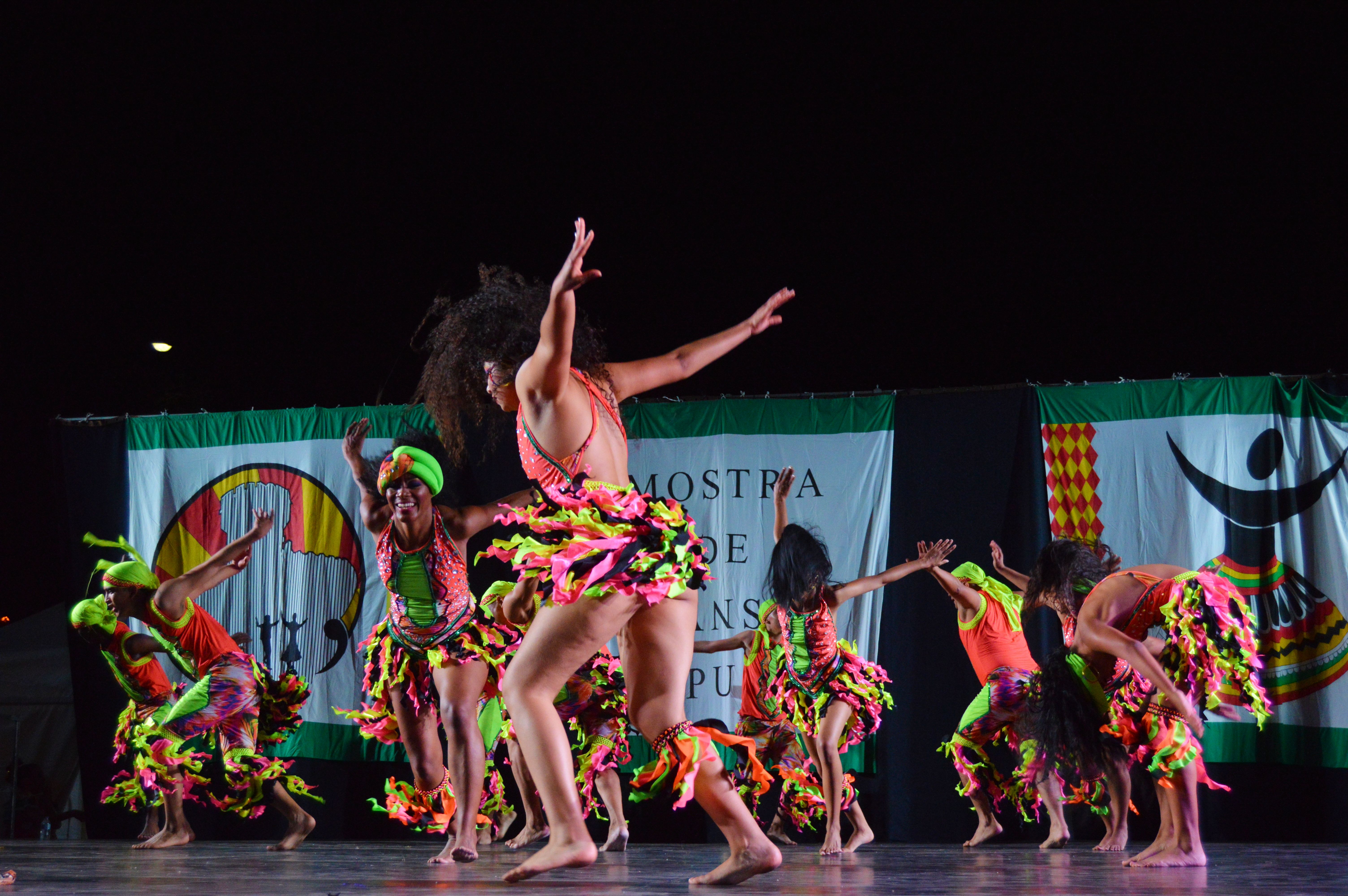 La Companyia Artística Danzar en la 39a Mostra Internacional de Dansa Popular. FOTO: Nora Muñoz Otero