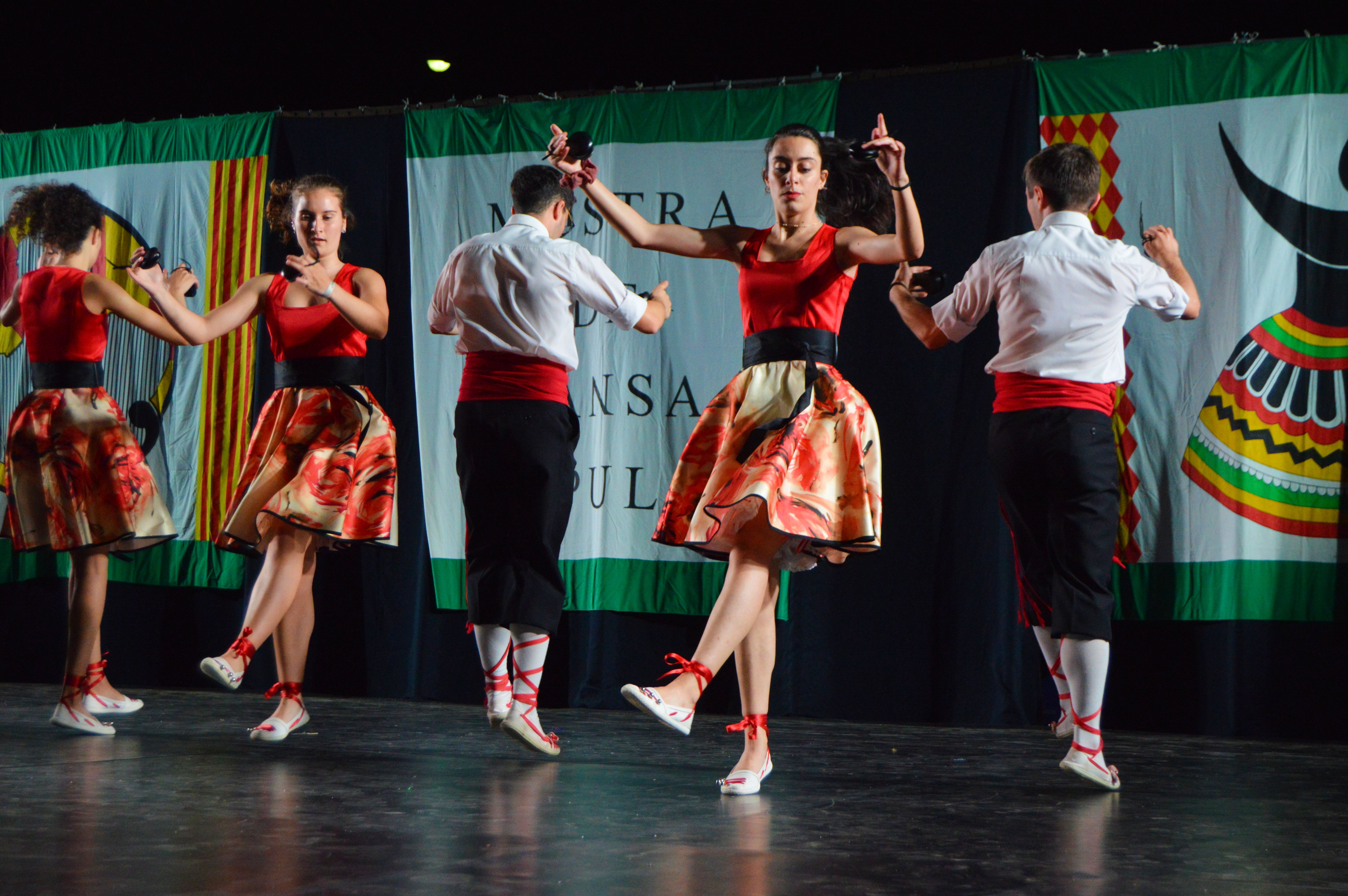 Ball de Gitanes de Martorelles en la 39a Mostra Internacional de Dansa Popular. FOTO: Nora Muñoz Otero