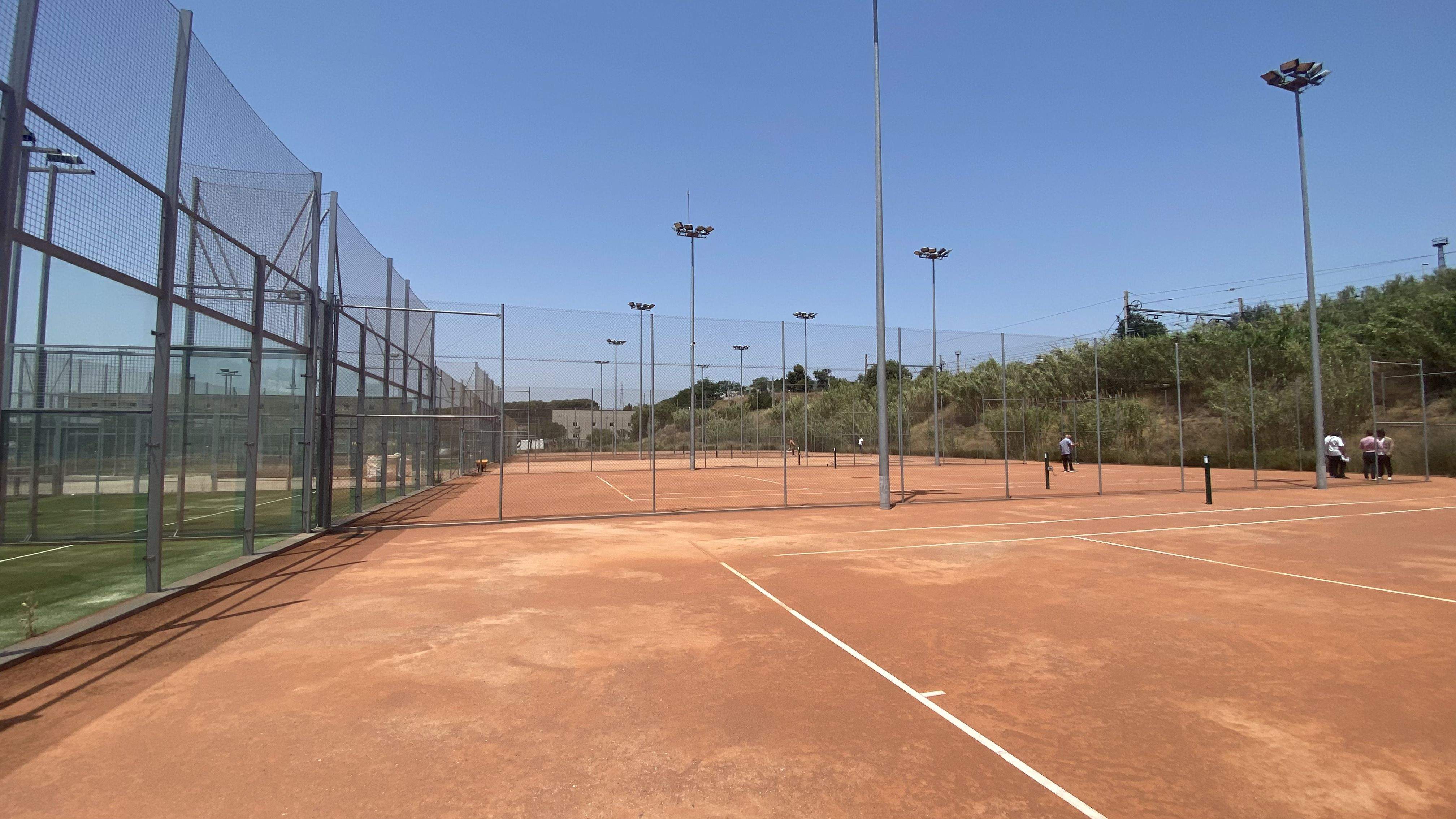 Pistes de tenis del CEM Riu Sec. FOTO: Mónica GM
