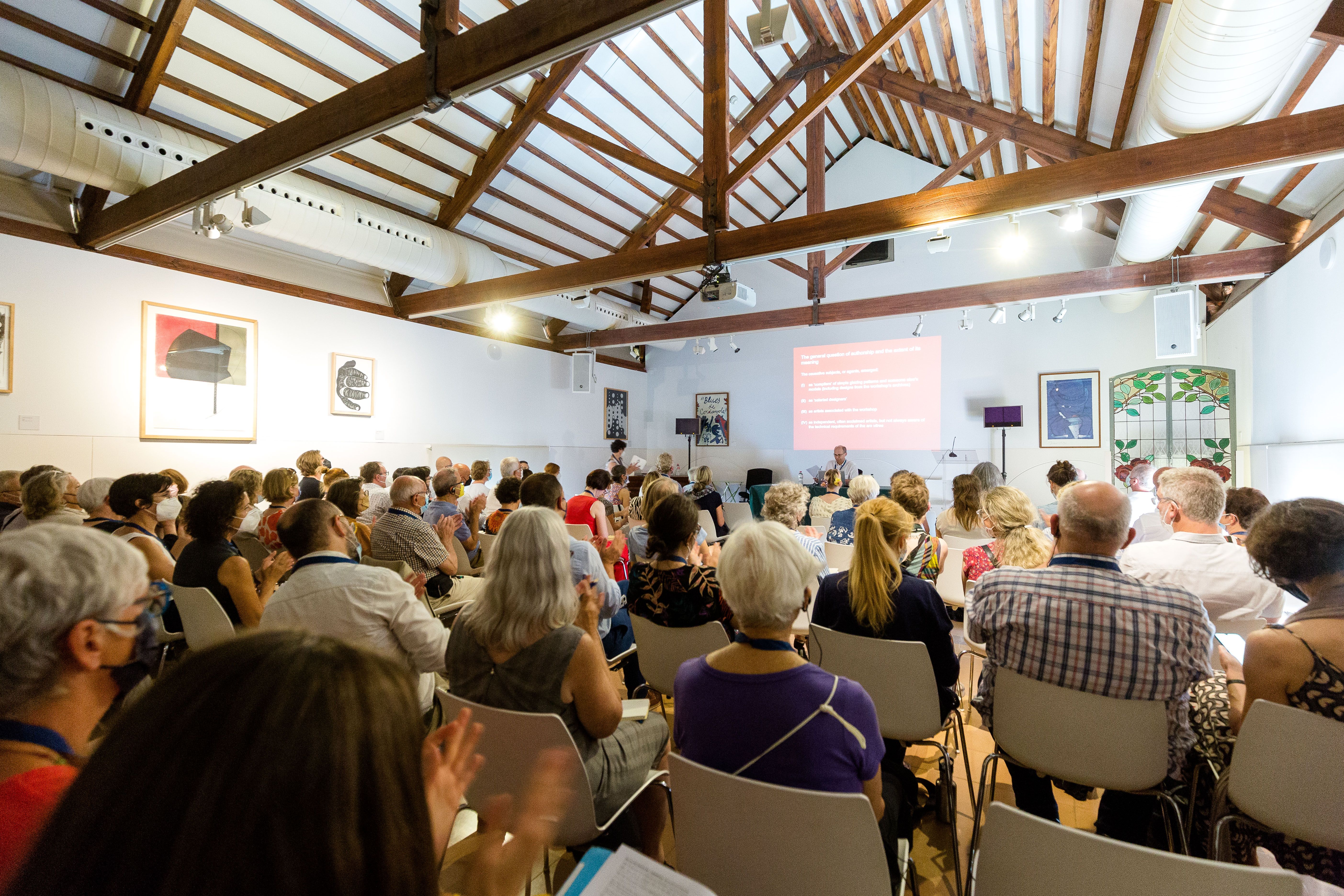 Públic al 30è Congrés Internacional del Corpus Vitrearum al MAC. FOTO: Ajuntament de Cerdanyola