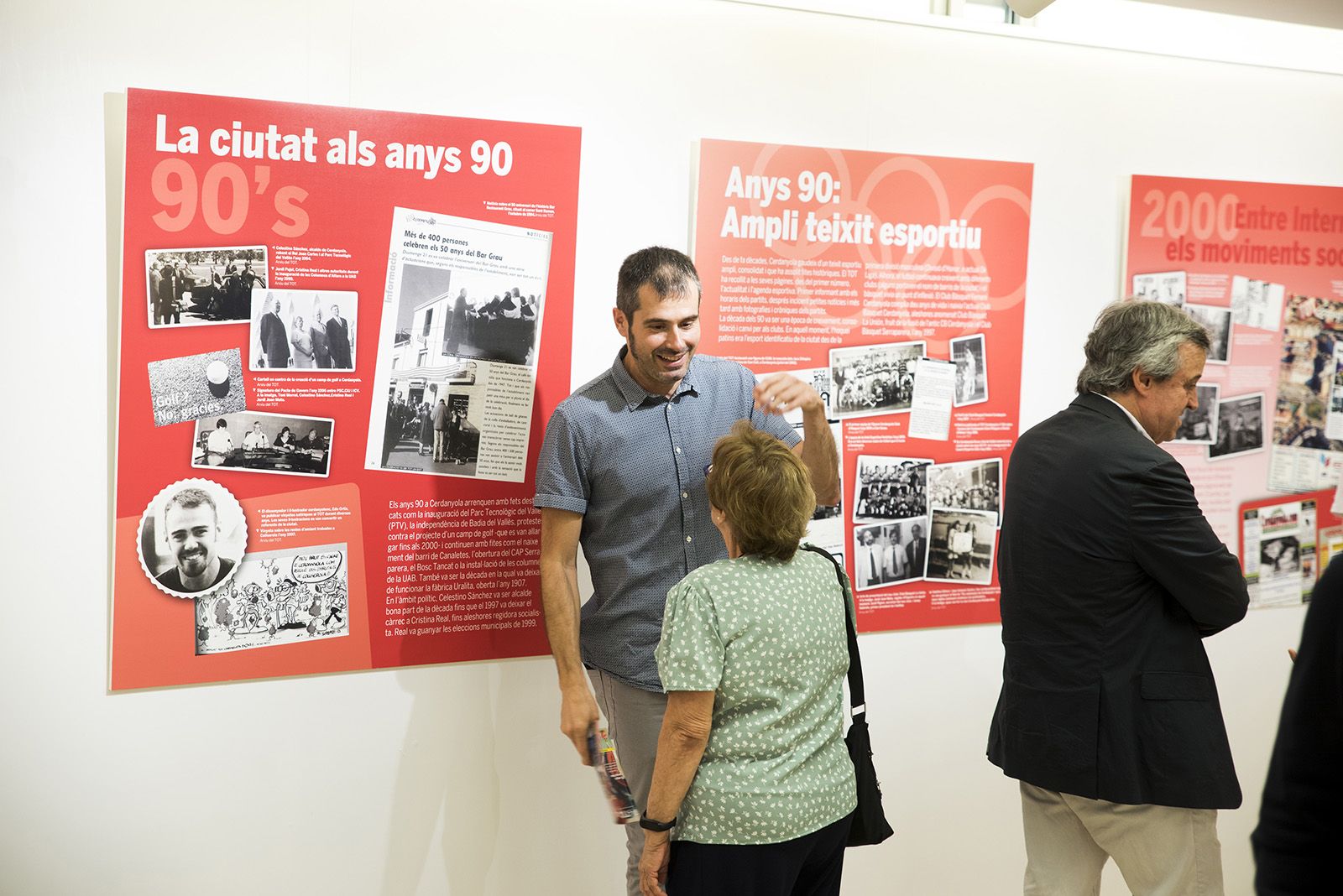Taula rodona i inauguració de l'exposició dels 35 anys del TOT. FOTO: Bernat Millet