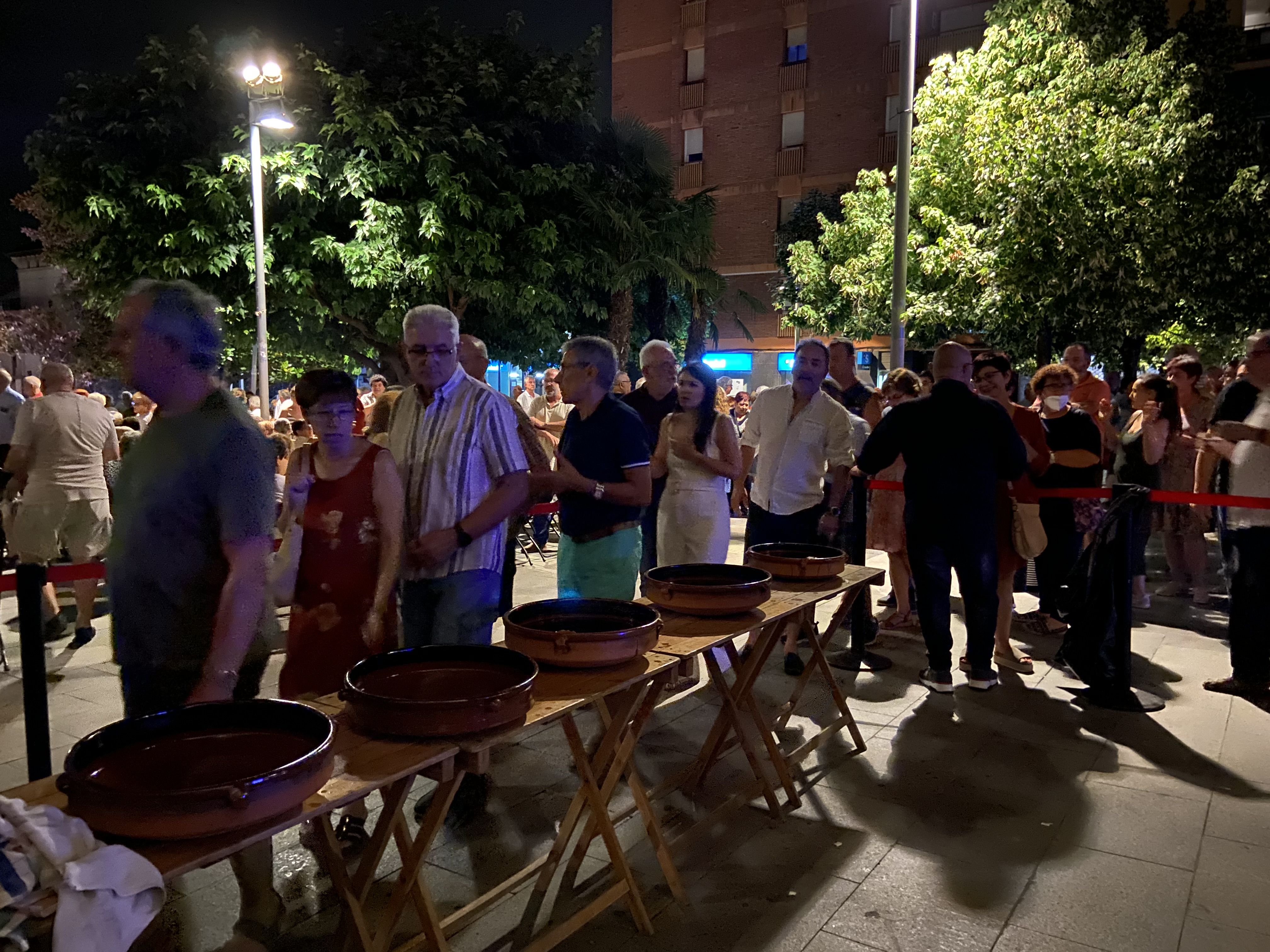 la 37a Nit d'Havaneres a la plaça de l'Abat Oliba. FOTO: Nora Muñoz Otero