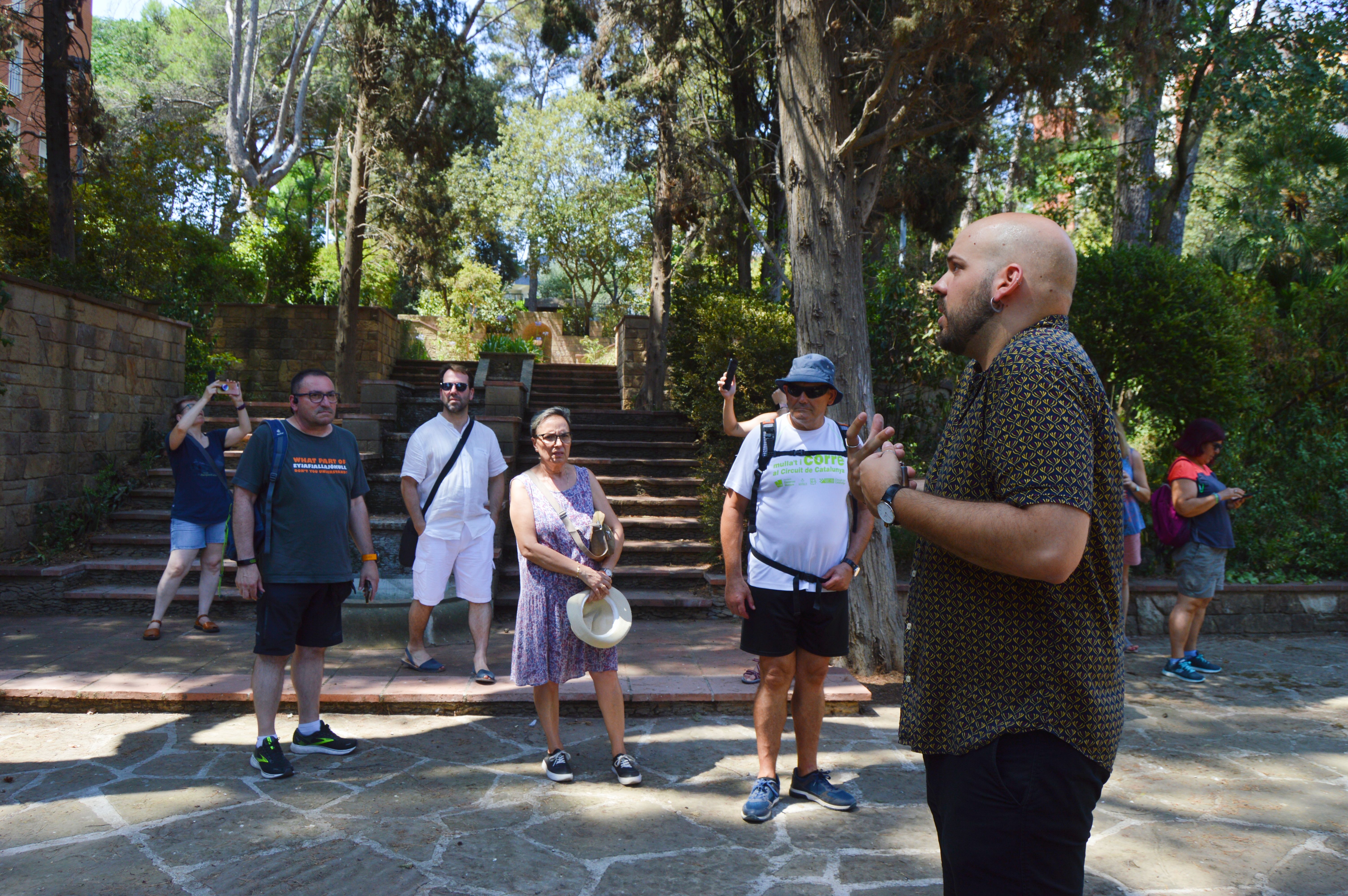 La visita acaba als jardins de Ca n'Ortadó. FOTO: Nora Muñoz Otero