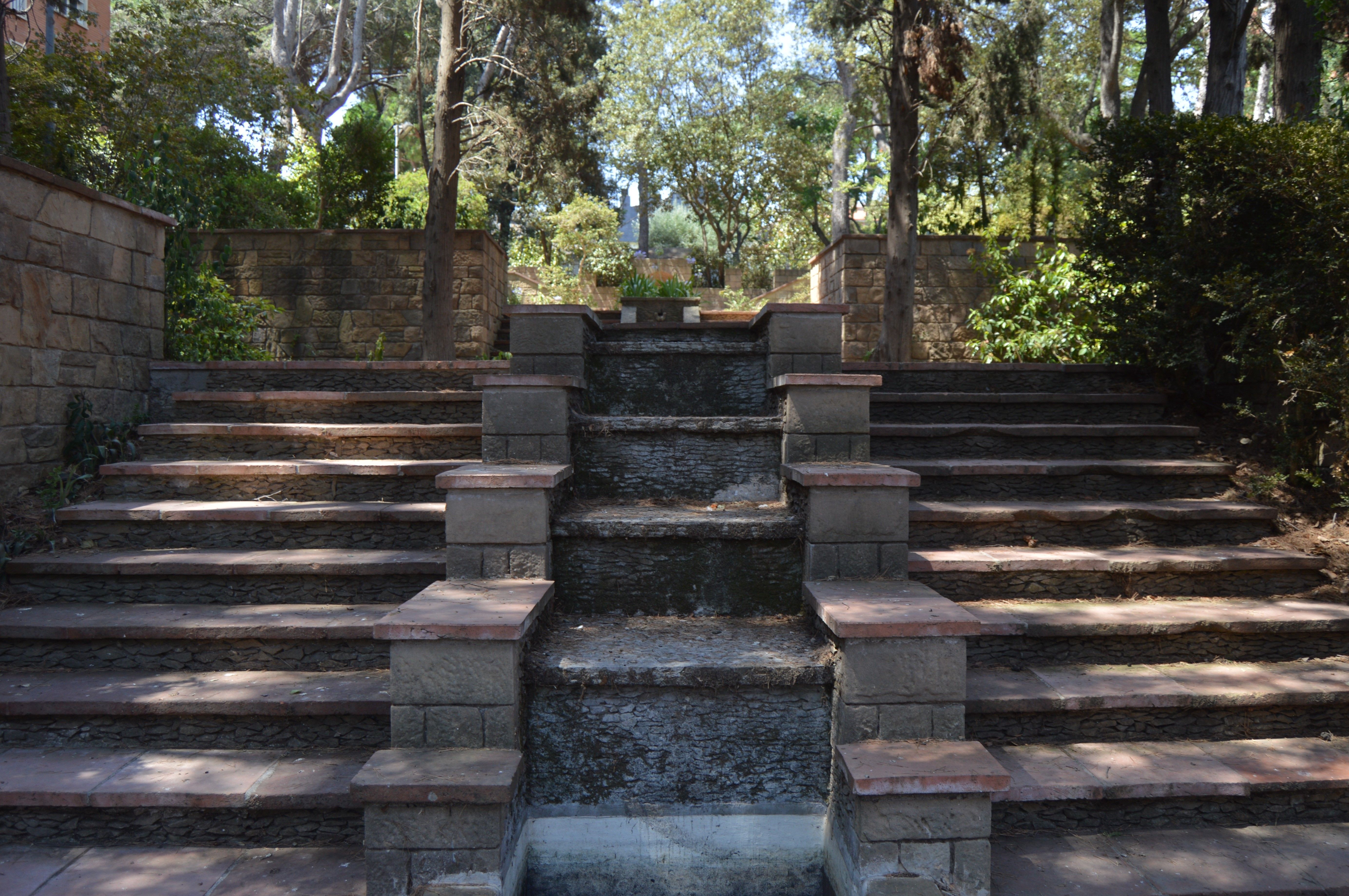 La visita acaba als jardins de Ca n'Ortadó. FOTO: Nora Muñoz Otero