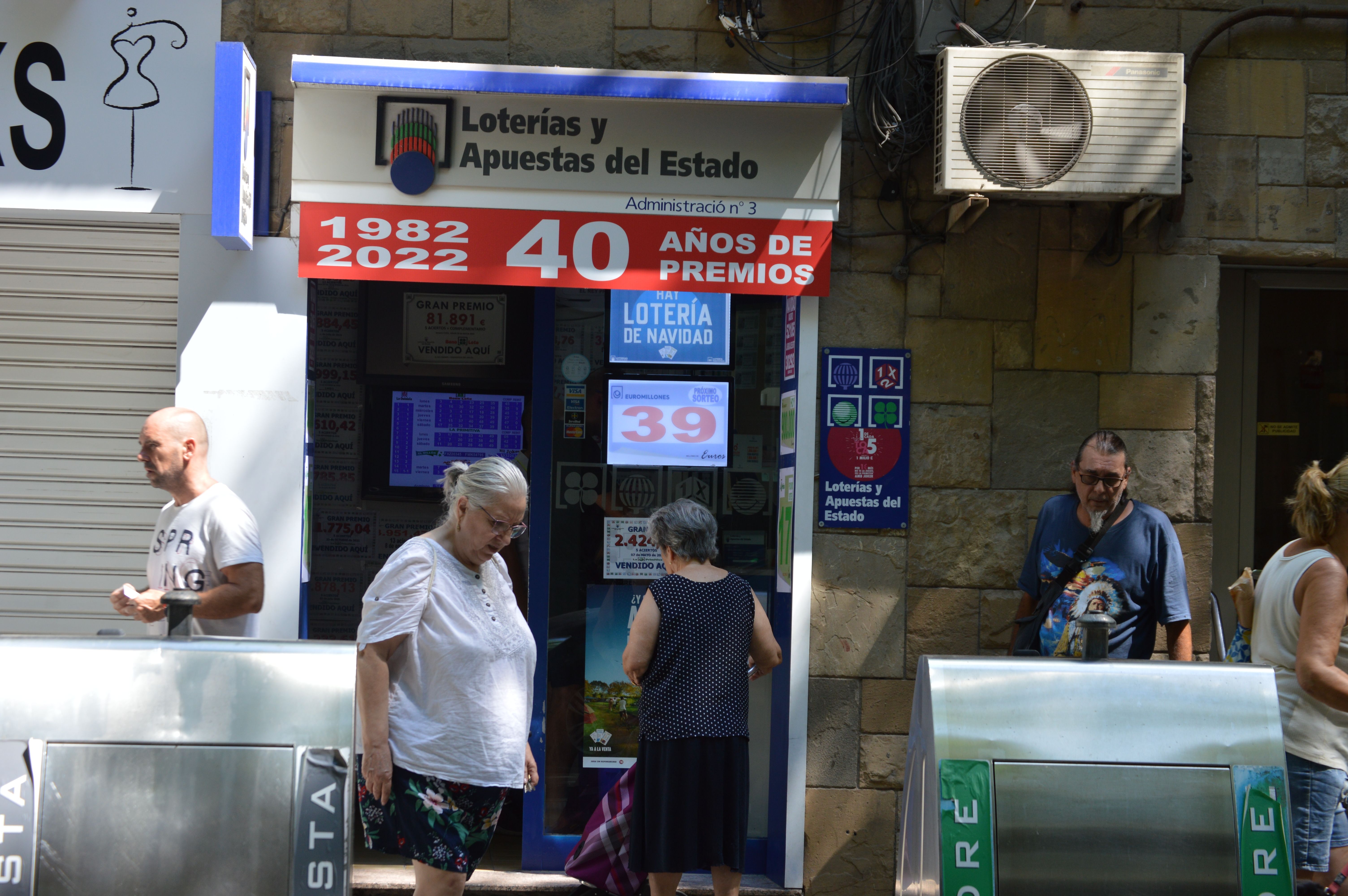 L'Avinguda Catalunya és dels punts més comercials de la ciutat, també a l'estiu: FOTO: Nora Muñoz Otero