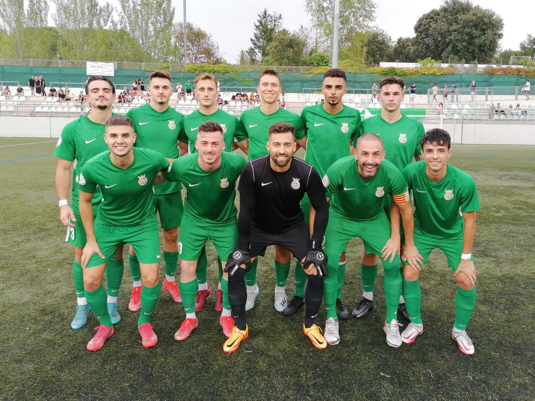 L'11 del Cerdanyola davant del Vilafranca en pretemporada. FOTO: Cerdanyola FC