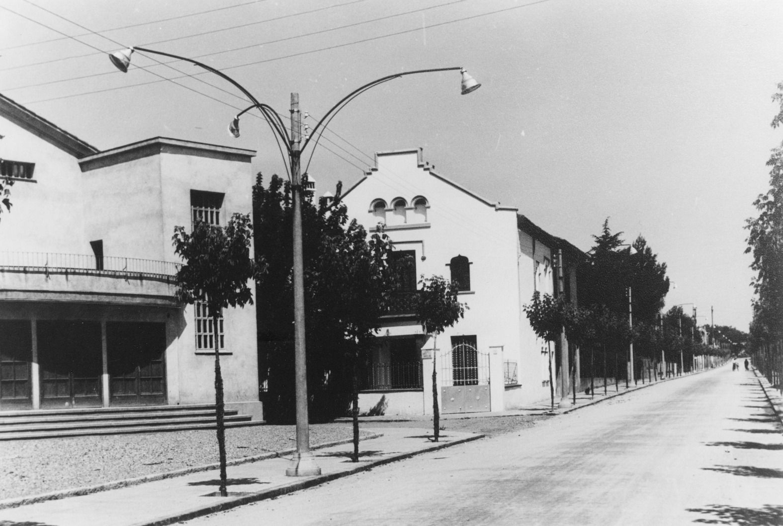 Passeig Cordelles i Casal Parroquial. FOTO: Arxiu Escursell