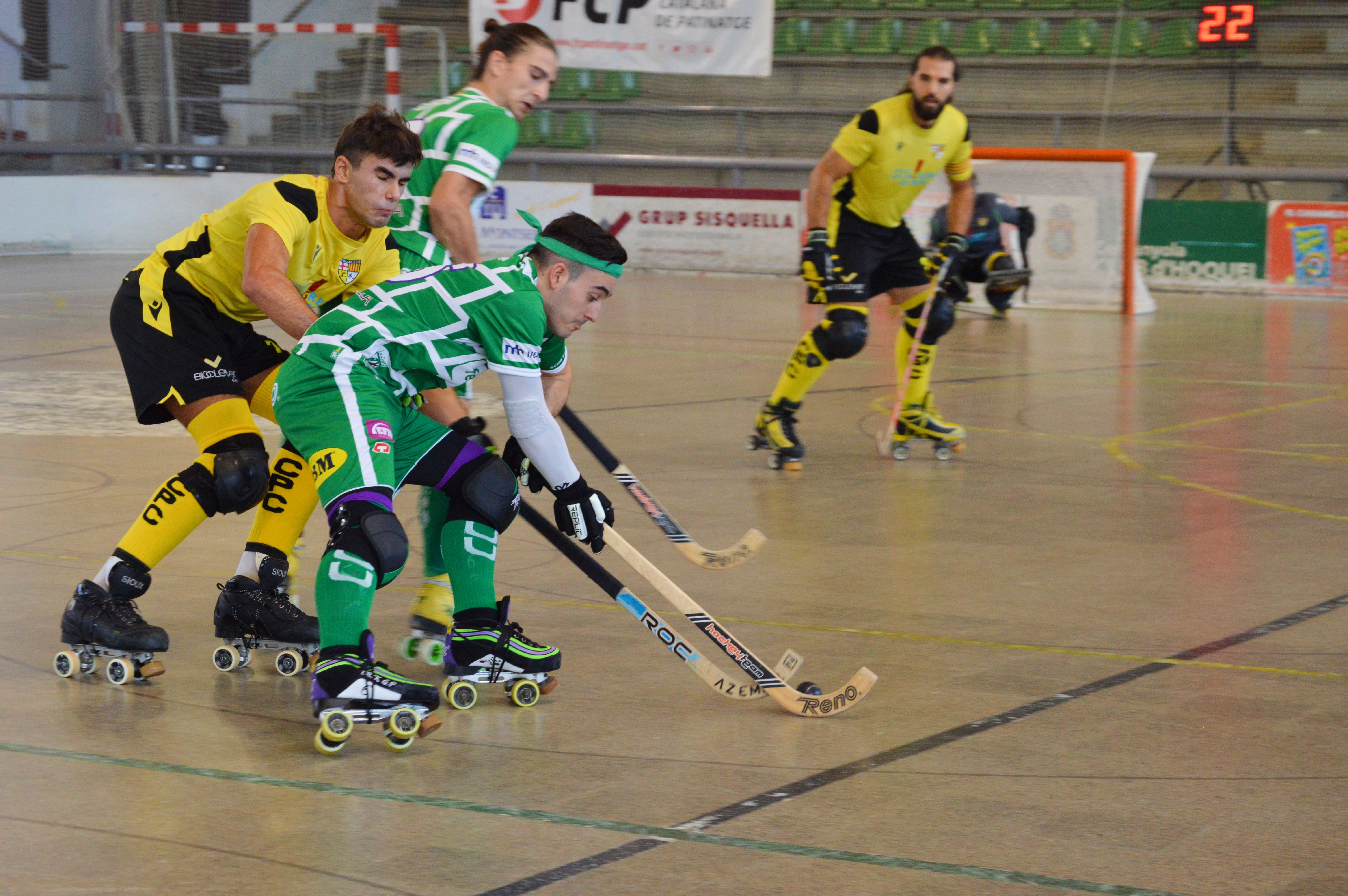 Una jugada de la final de Supercopa de Catalunya a Can Xarau. FOTO: Nora MO